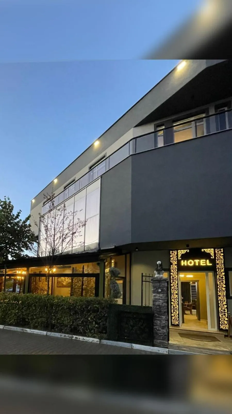 GRAND JNK Boutique Hotel