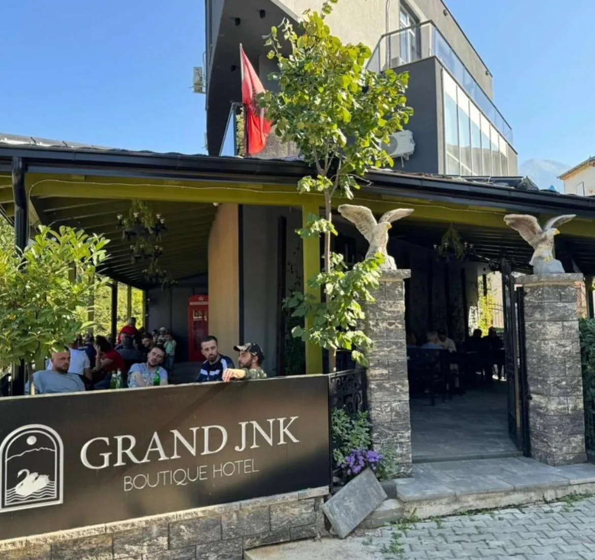 GRAND JNK Boutique Hotel