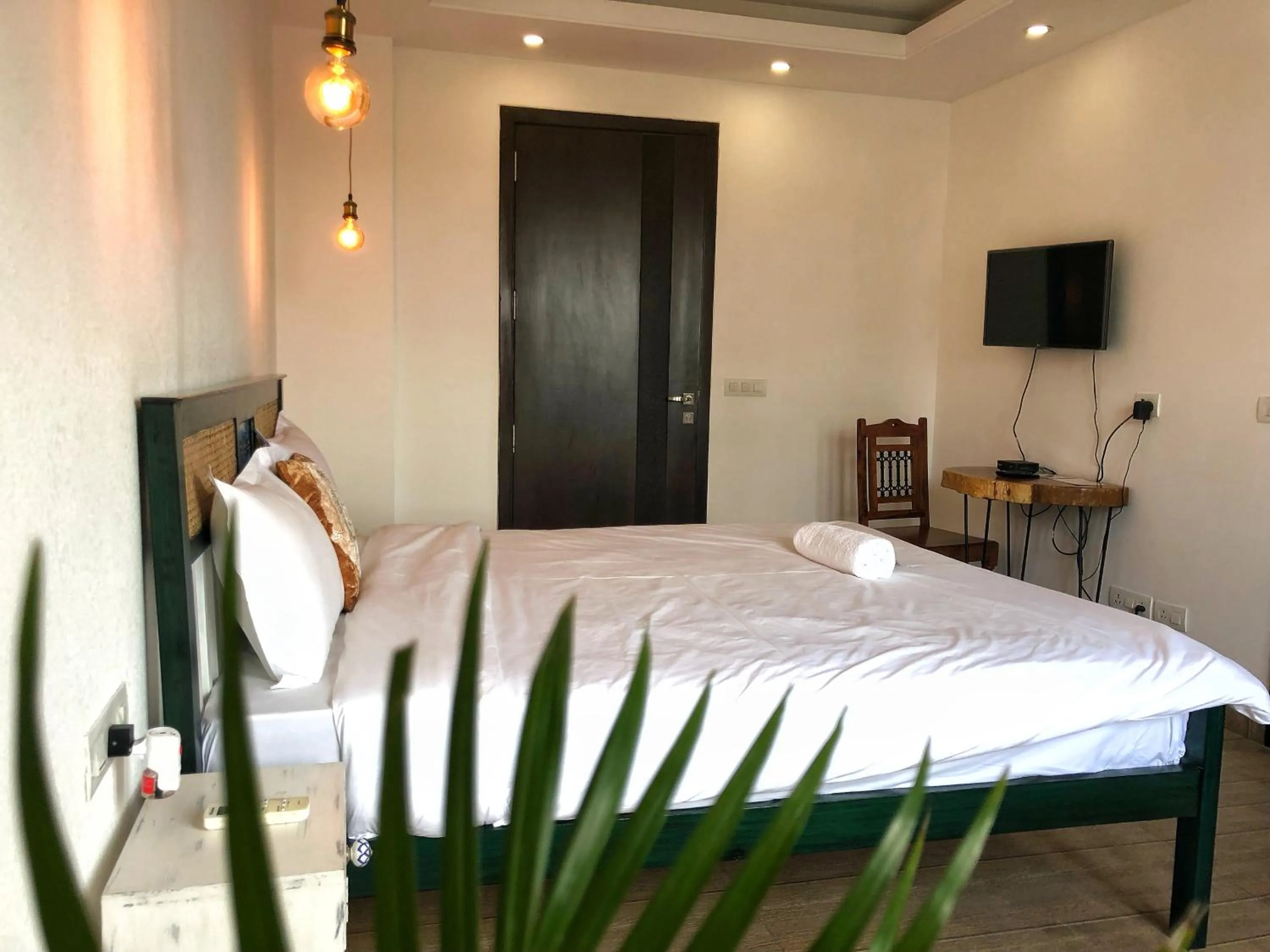 Bed in Avatar Living@ Greater Kailash 2