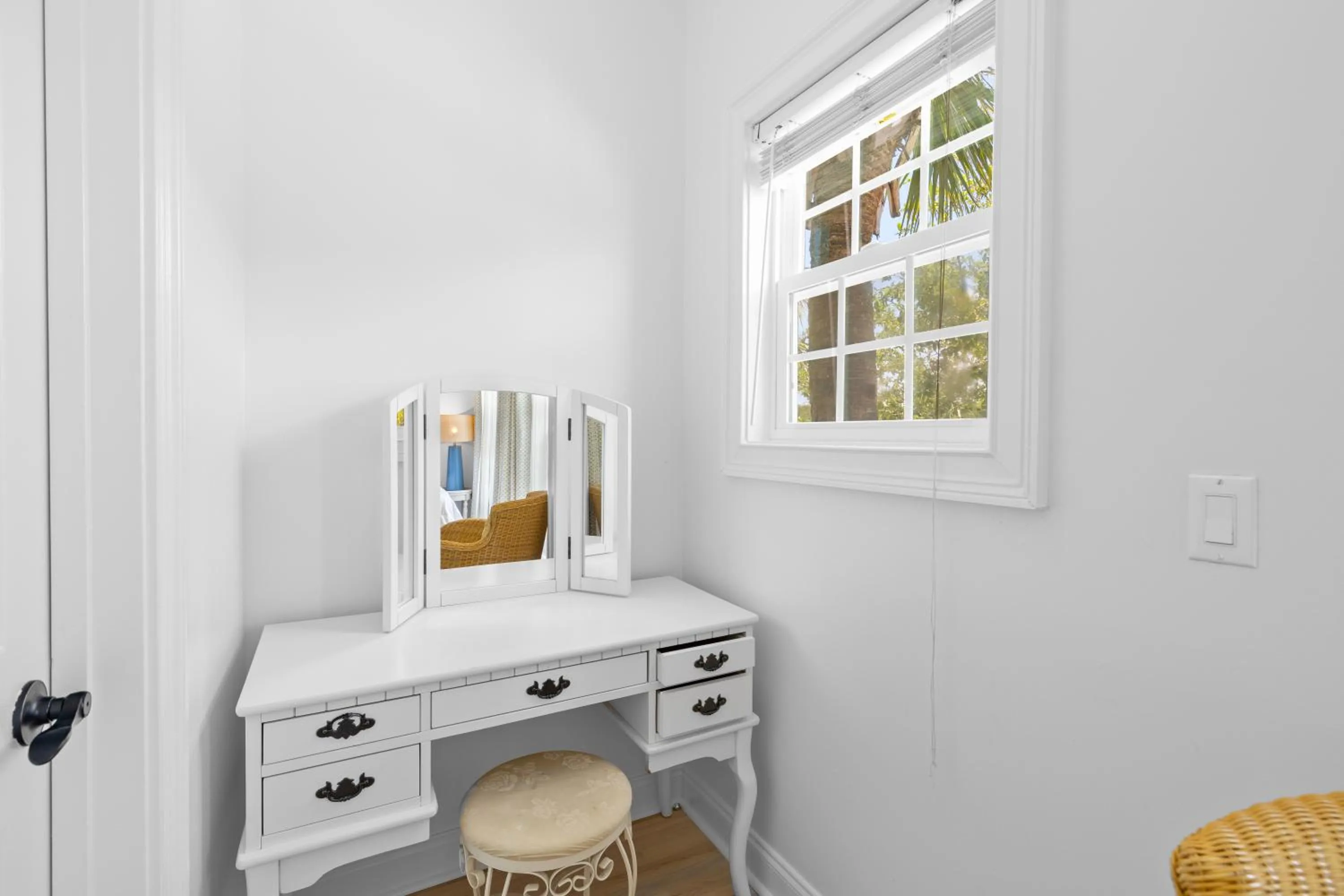 hair dresser in 3 Summer Dunes - Classic Ocean View Beach House!