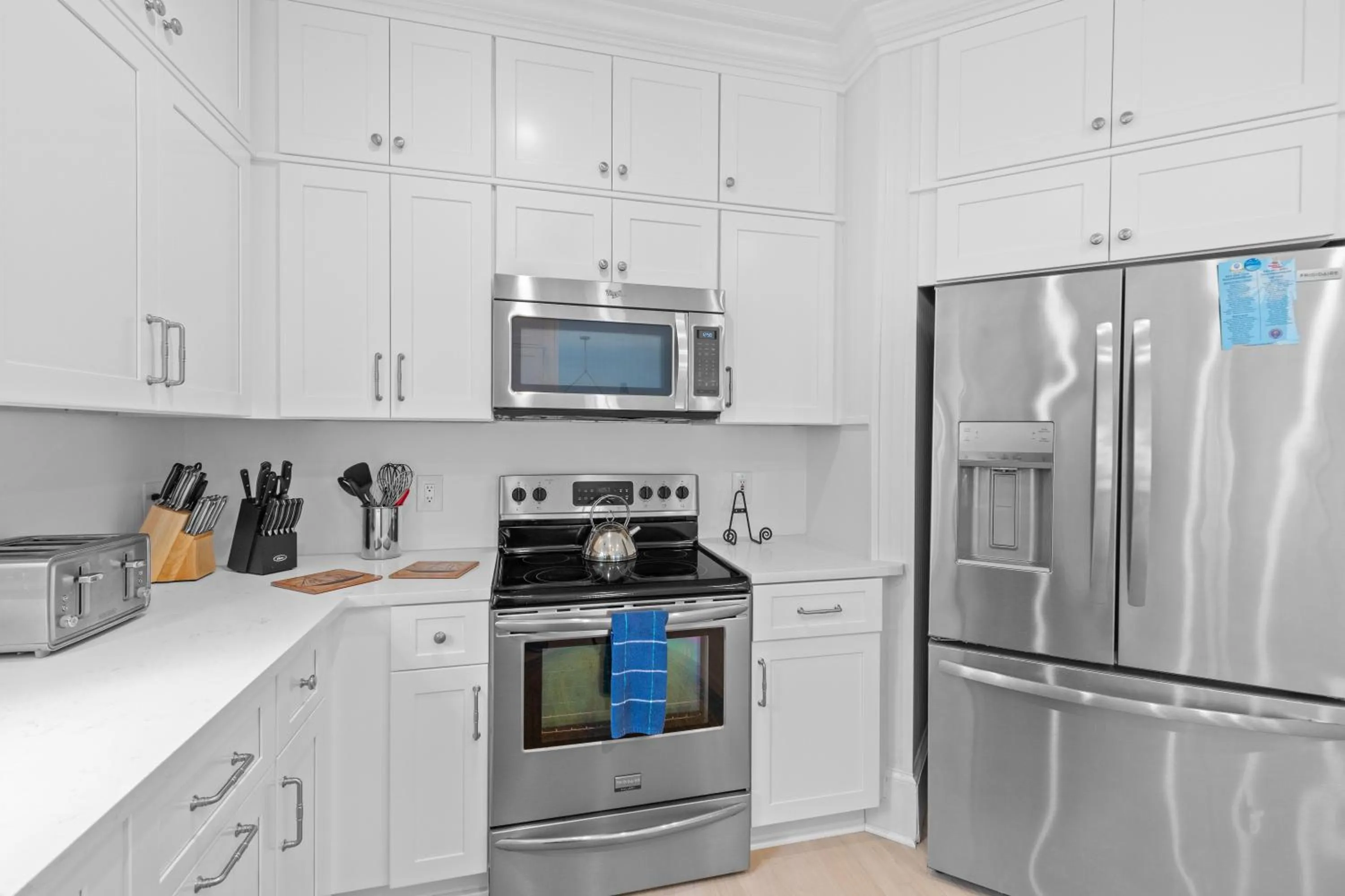 Kitchen or kitchenette in 3 Summer Dunes - Classic Ocean View Beach House!