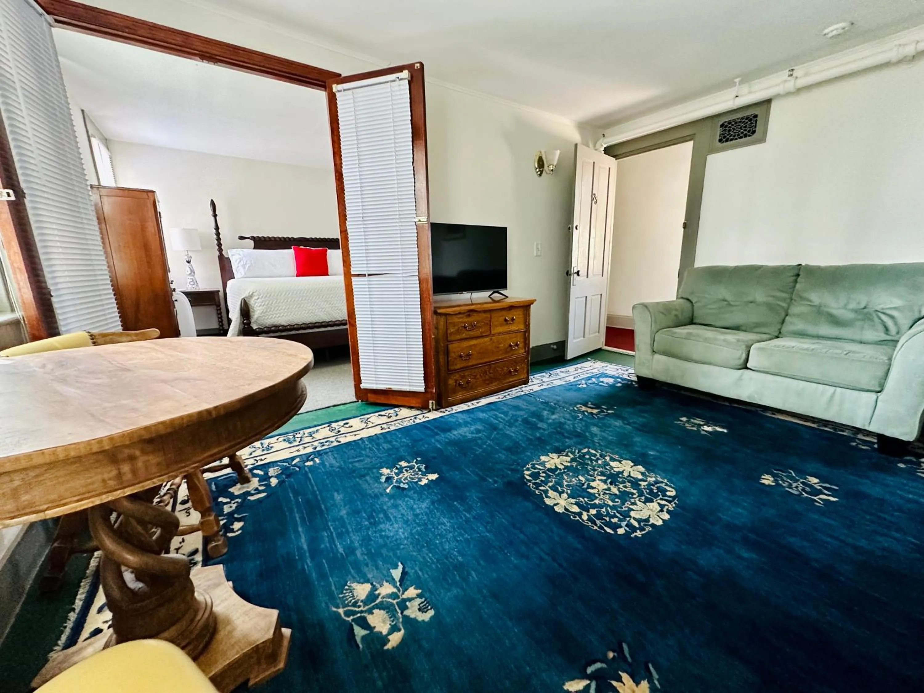 Bed in Gifford House