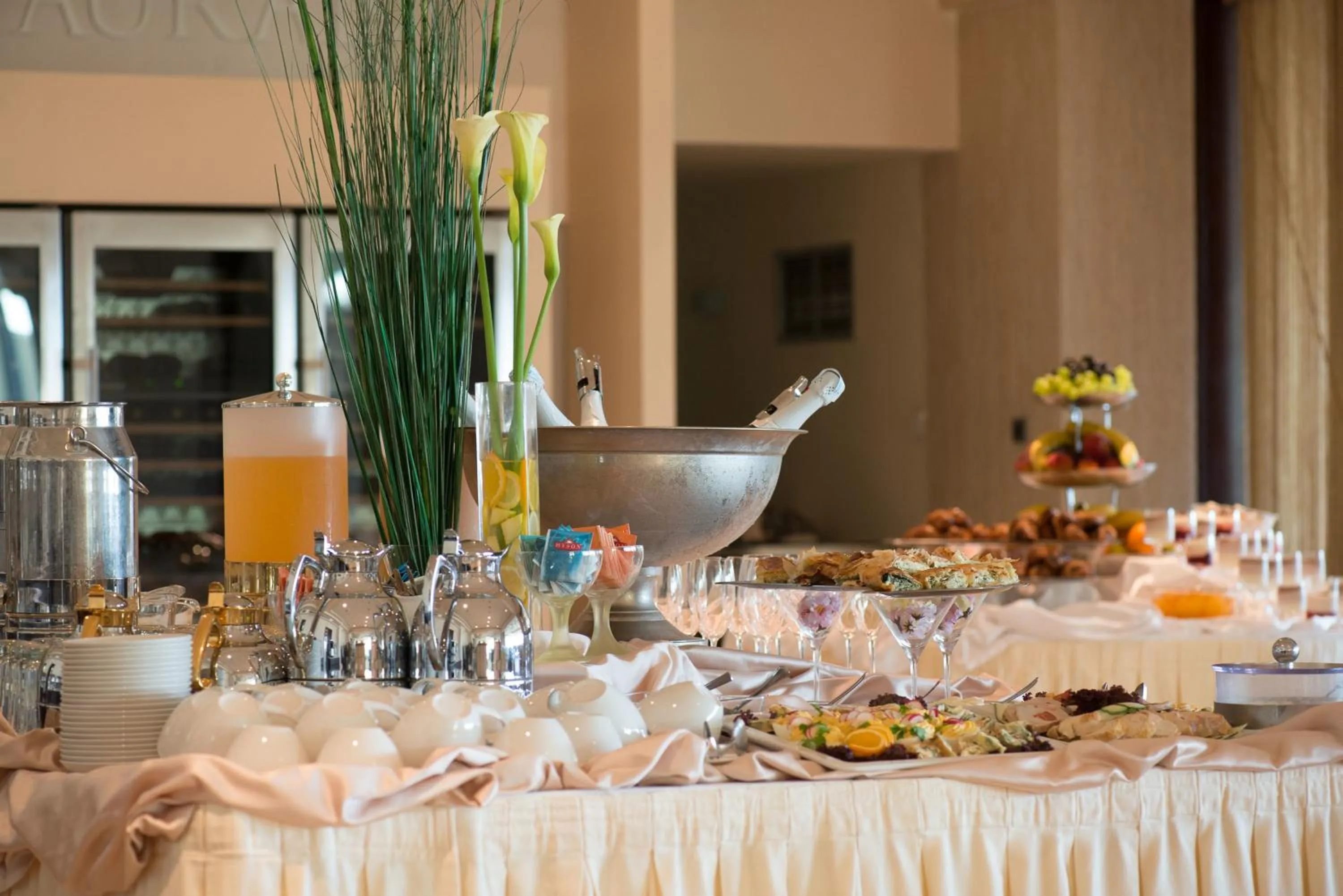 Meals in Monte Casa SPA & Wellness