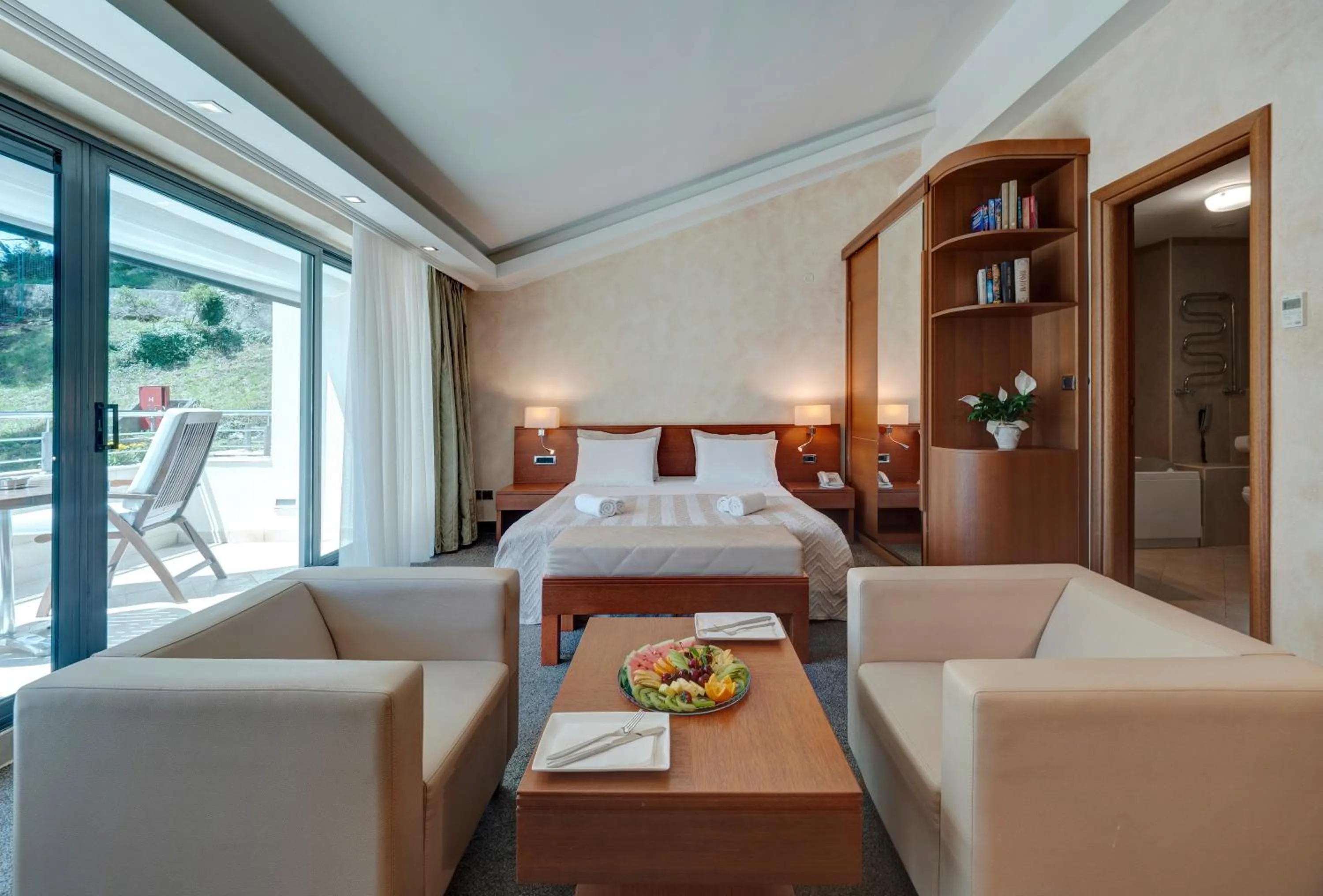 Bedroom, Bed in Monte Casa SPA & Wellness