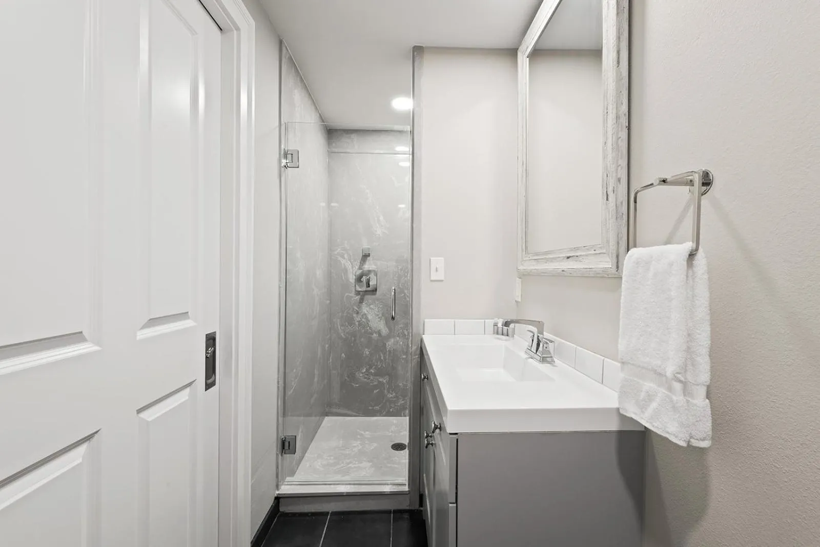 Bathroom in Bywater Suite Hotel