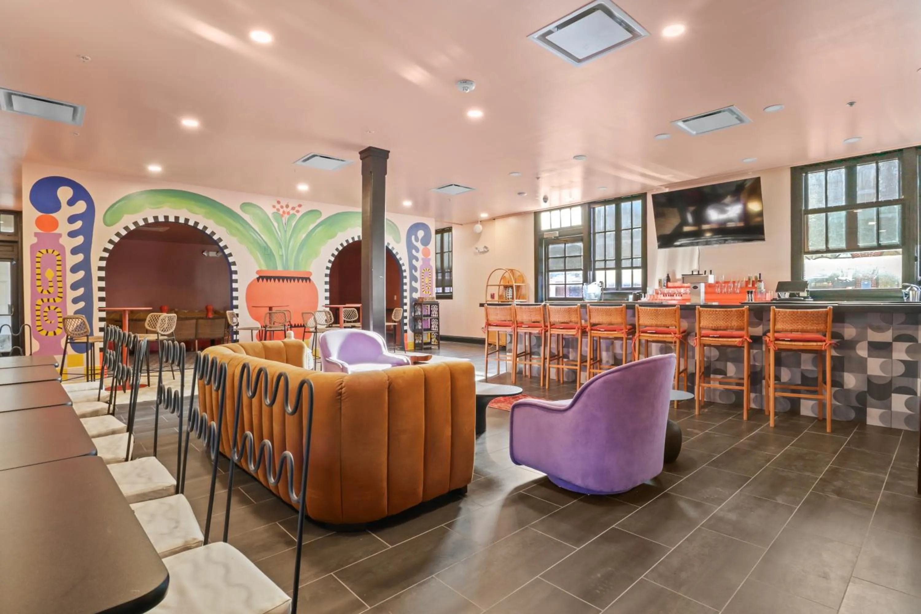 Seating area in Bywater Suite Hotel