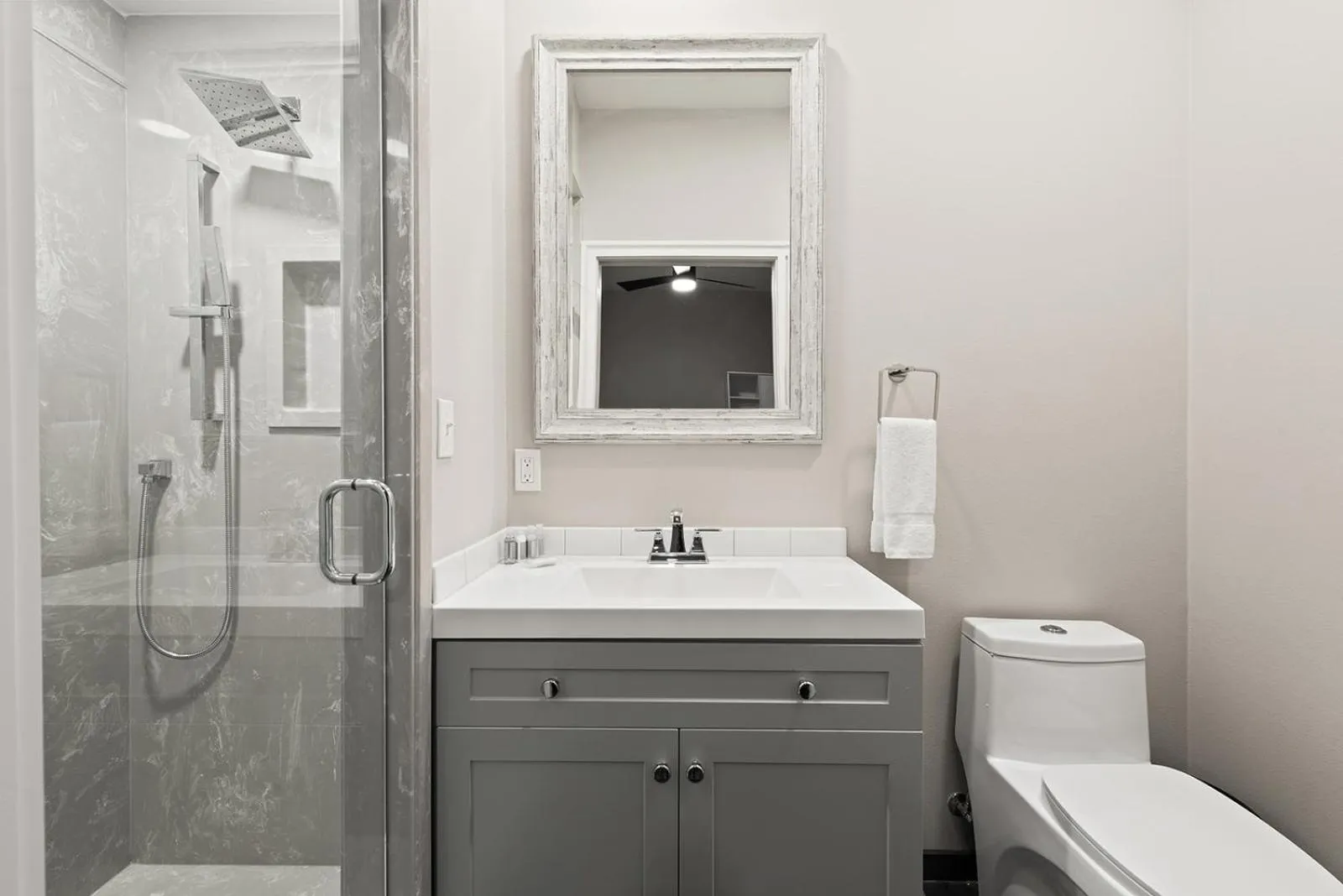 Bathroom in Bywater Suite Hotel