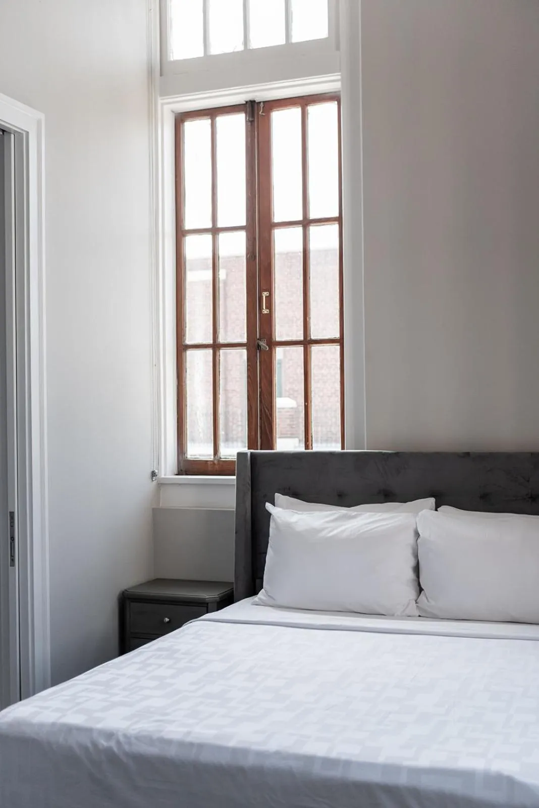 Bedroom, Bed in Bywater Suite Hotel