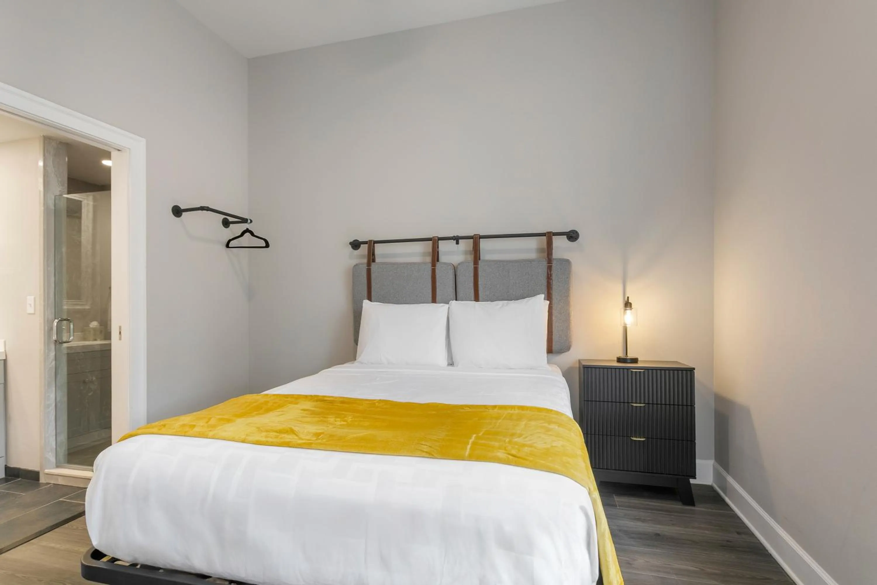 Bedroom, Bed in Bywater Suite Hotel