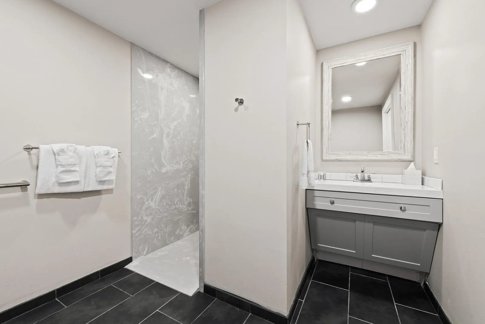 Bathroom in Bywater Suite Hotel