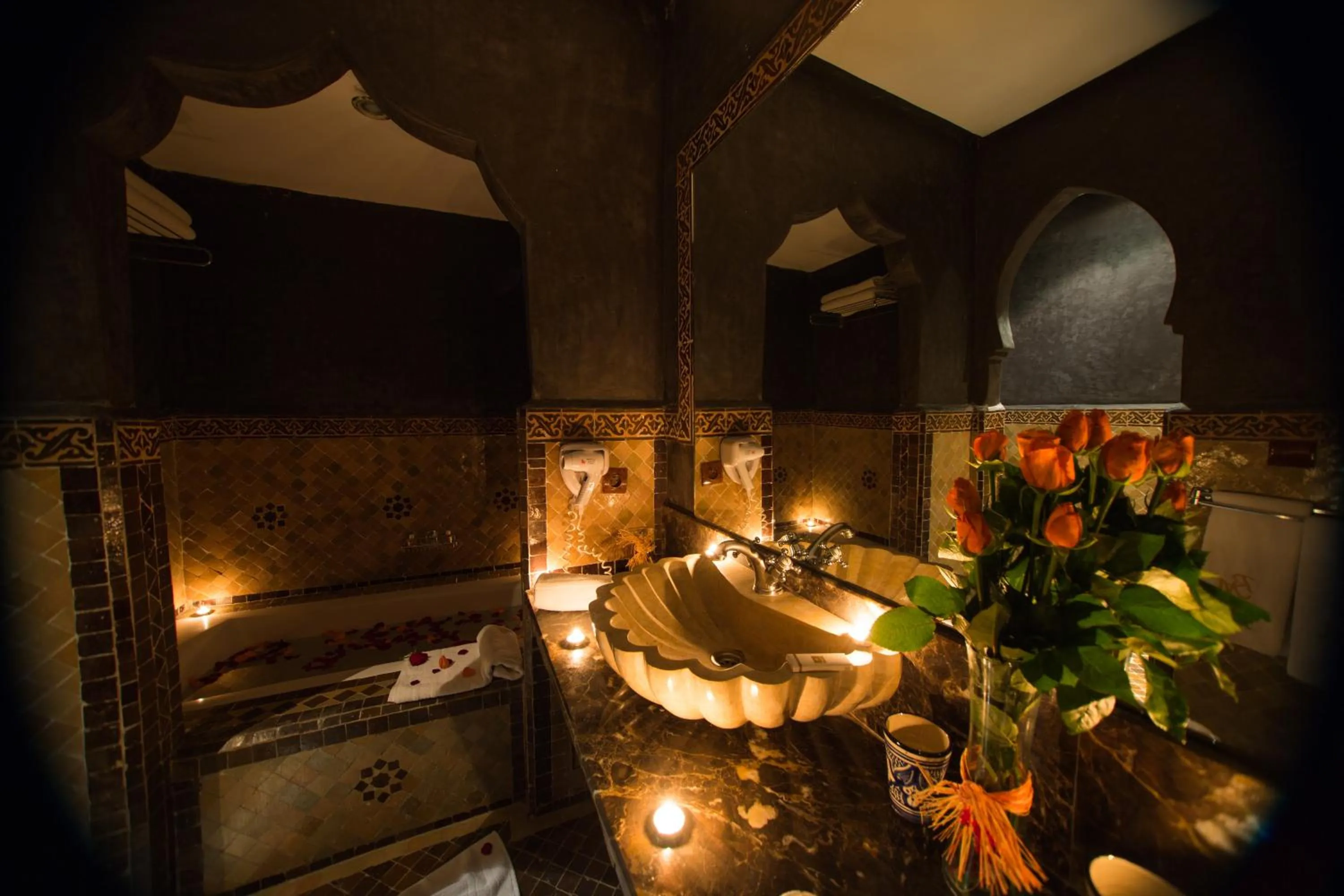 Spa and wellness centre/facilities in Riad Mimouna