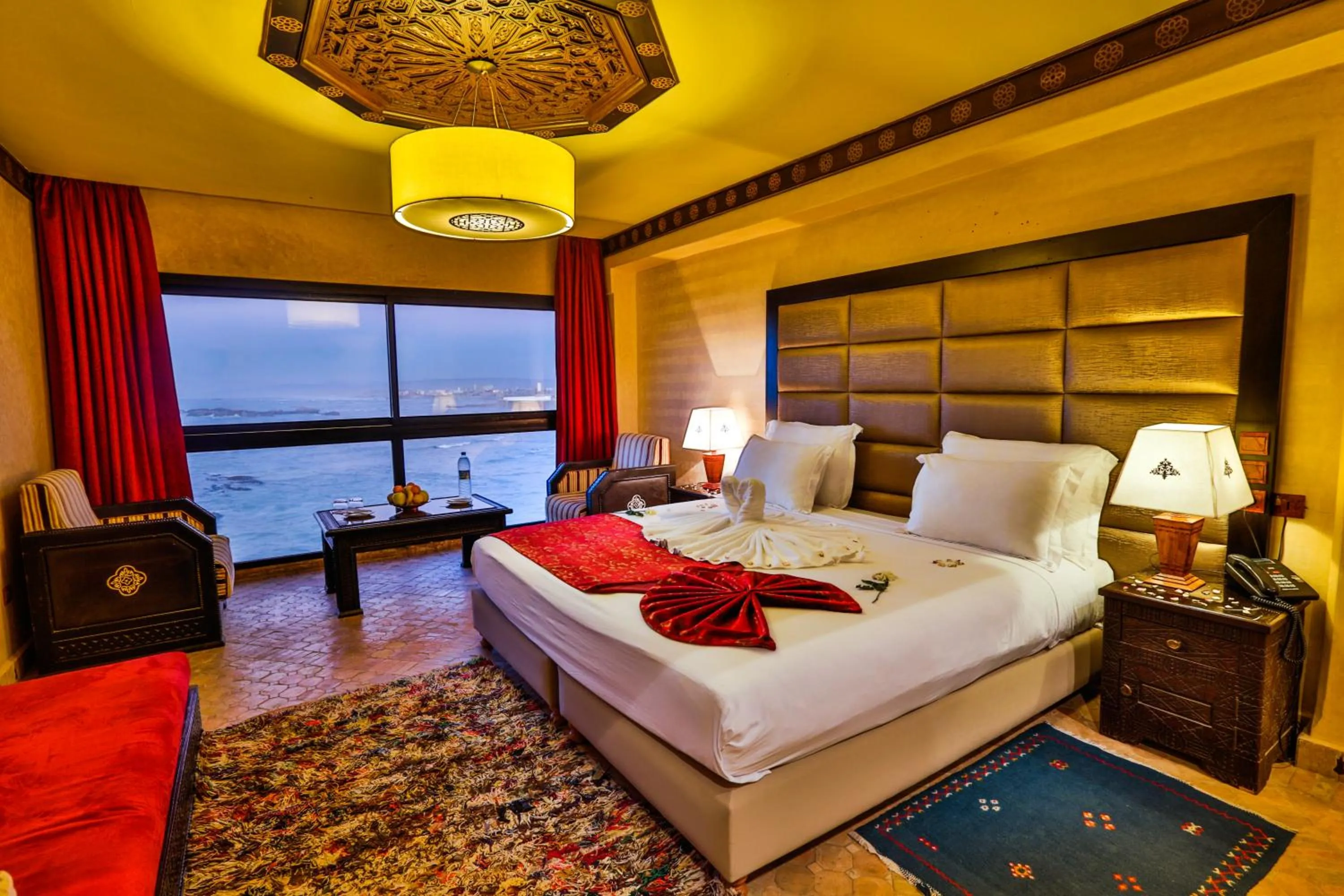 Sea view, Bed in Riad Mimouna