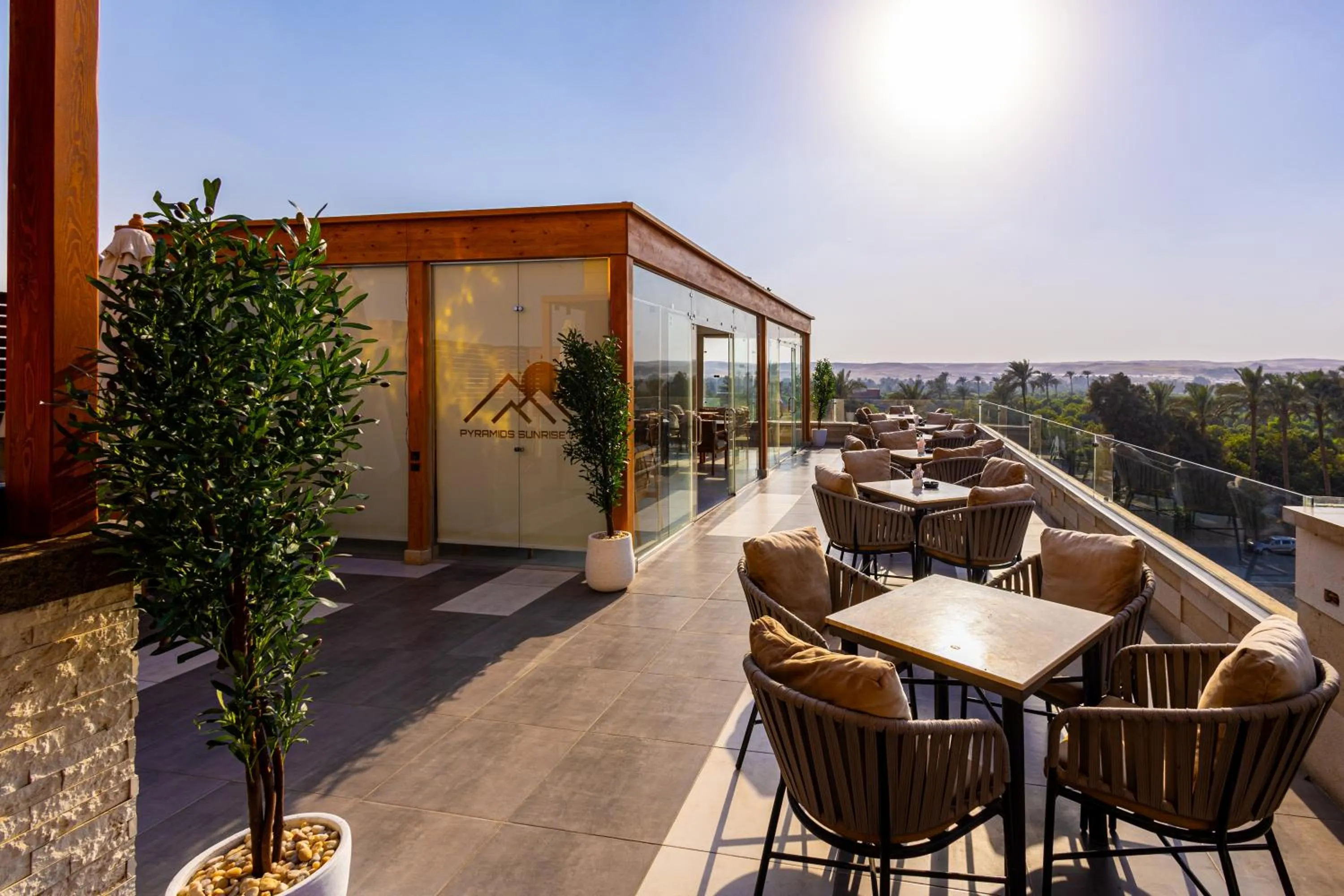 Day in Pyramids sunrise inn