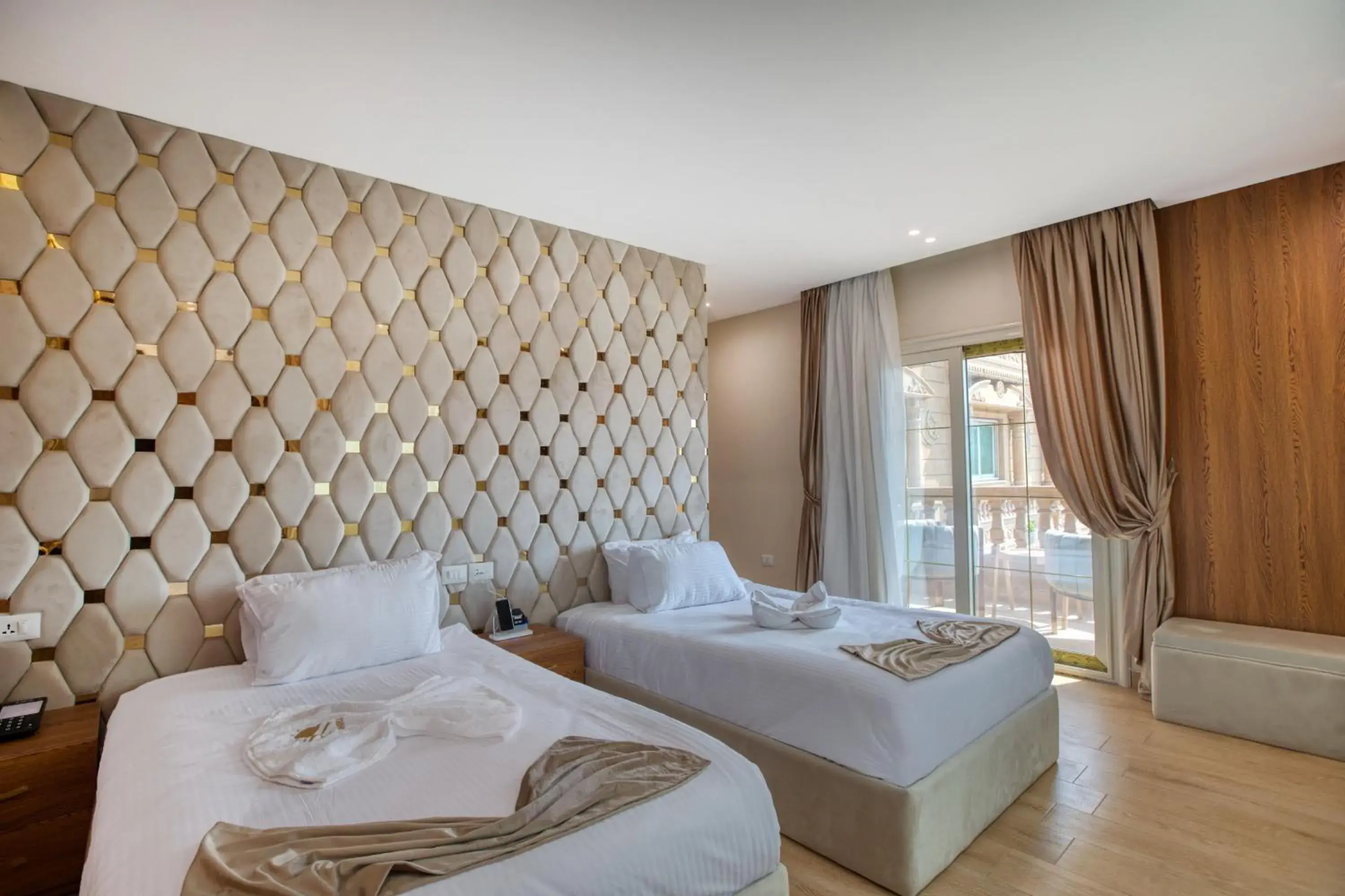 Deluxe Double or Twin Room with Balcony - Pyramids View in Pyramids sunrise inn Deluxe Double or Twin Room with Balcony - Pyramids View in Pyramids sunrise inn