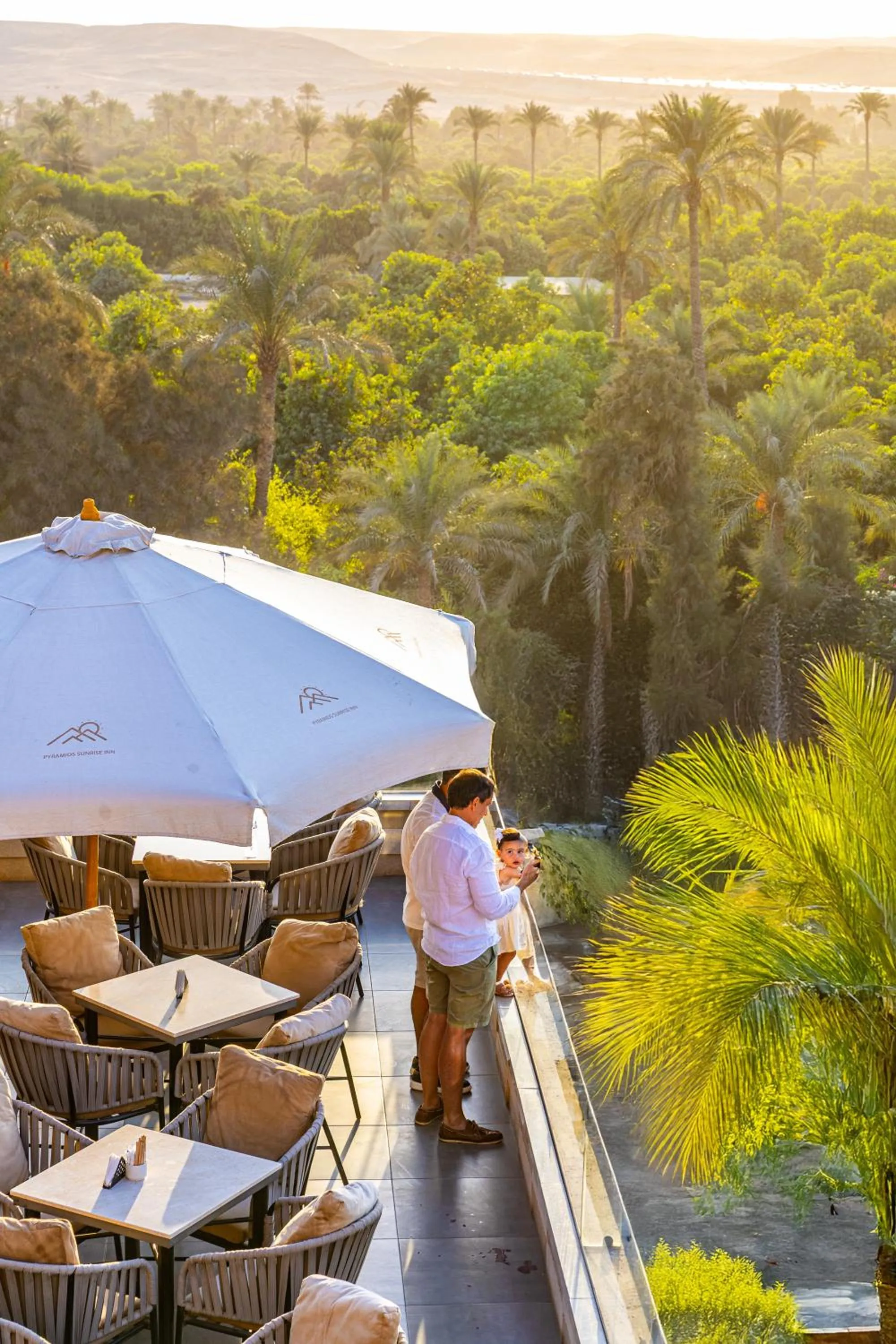 Natural landscape in Pyramids sunrise inn