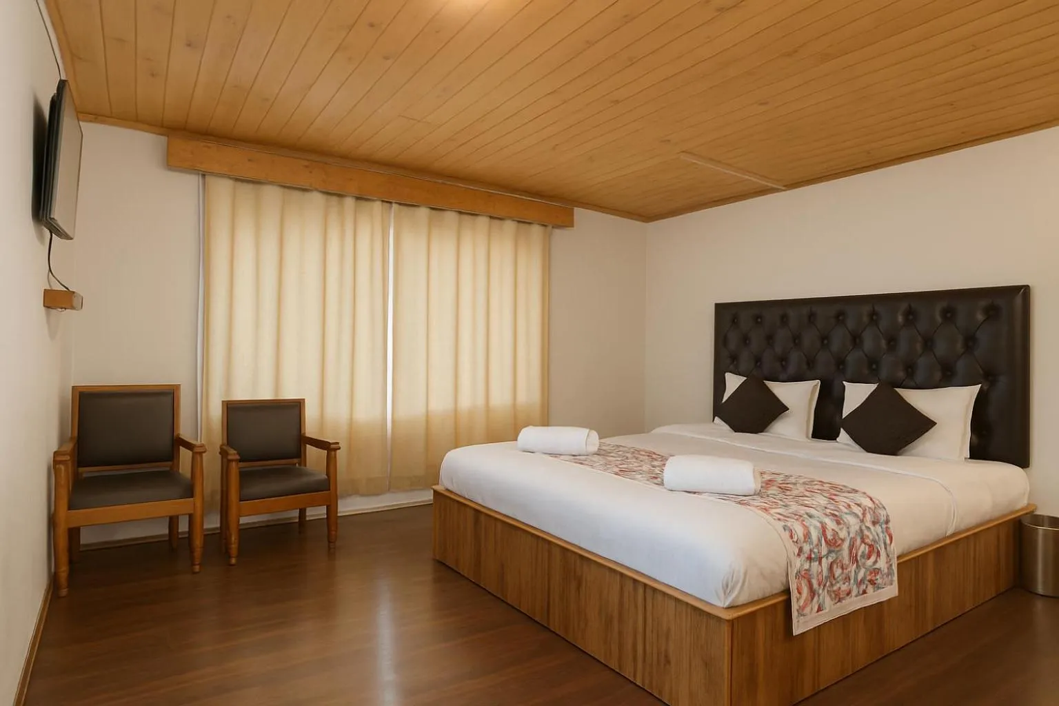 Bedroom, Bed in Kashmir house pahalgam