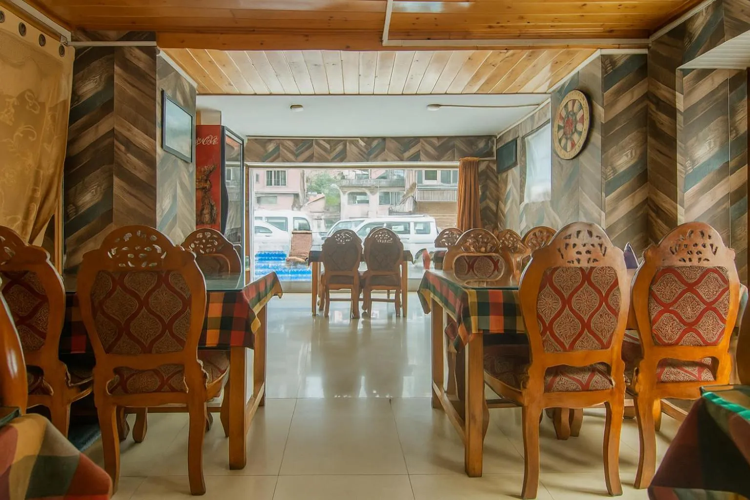 Restaurant/places to eat in Kashmir house pahalgam