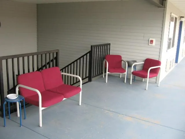 Seating area in Little Bear Motel