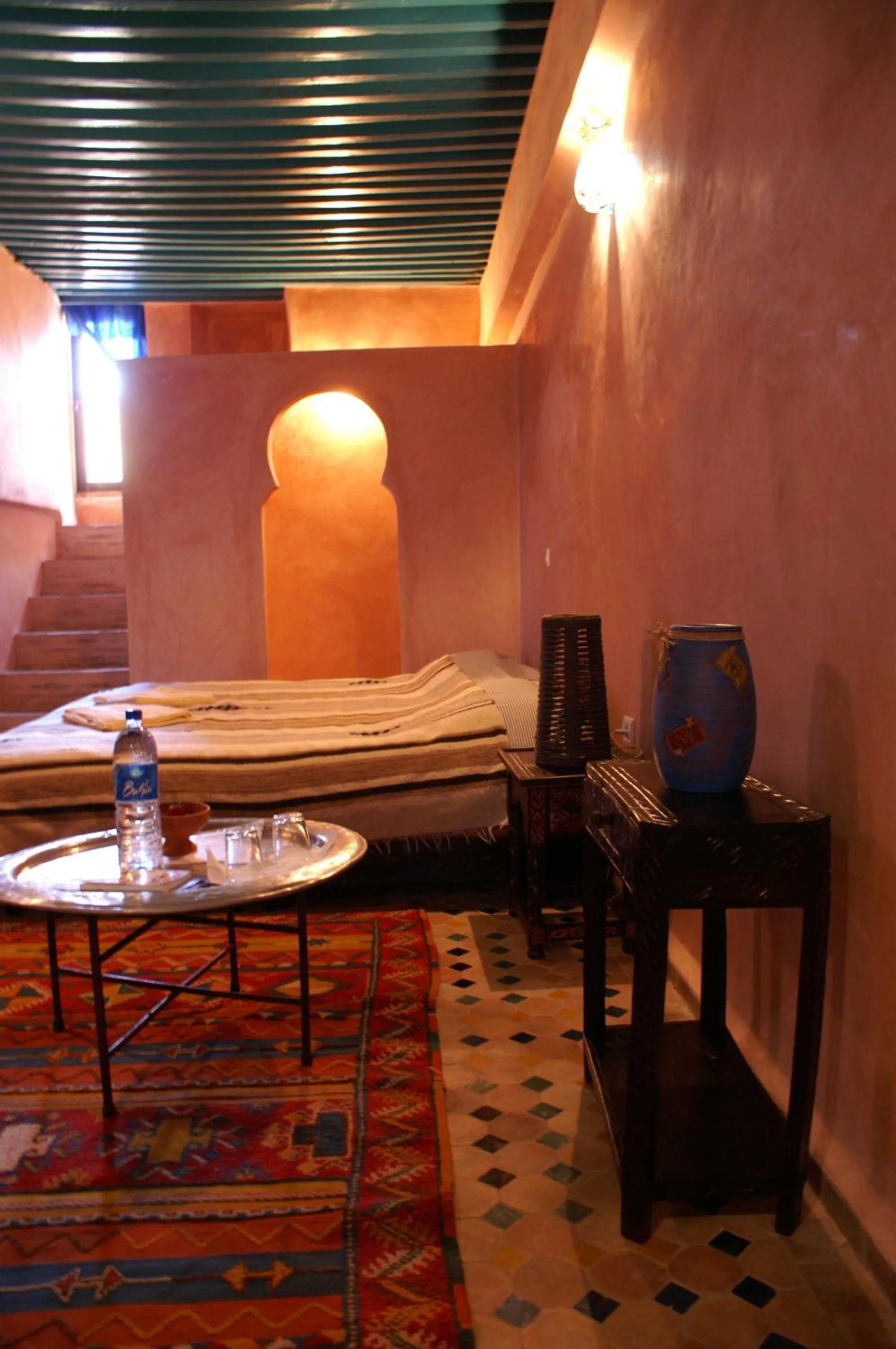 Photo of the whole room in Riad Felloussia