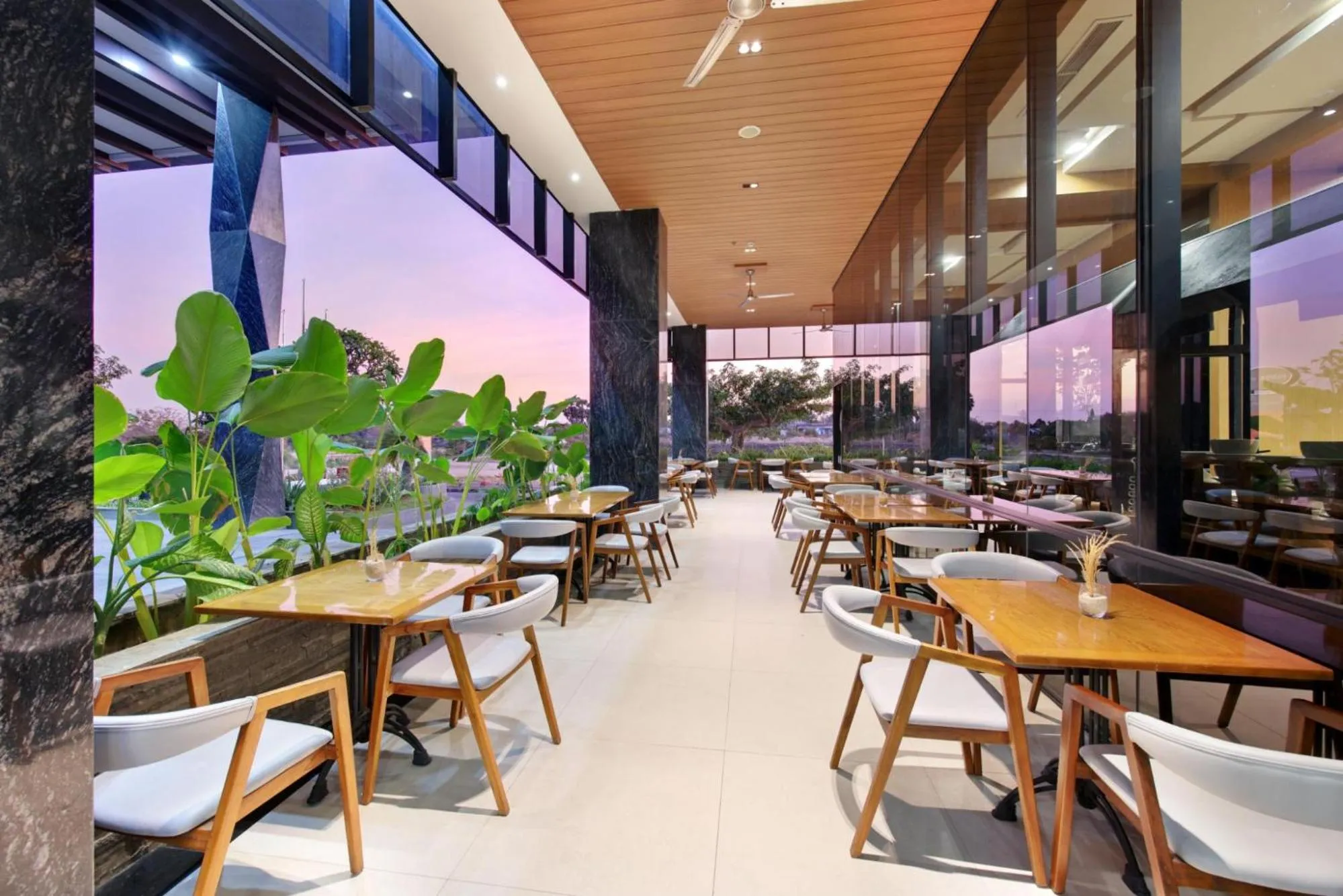 Restaurant/places to eat in Harper Kupang by ASTON