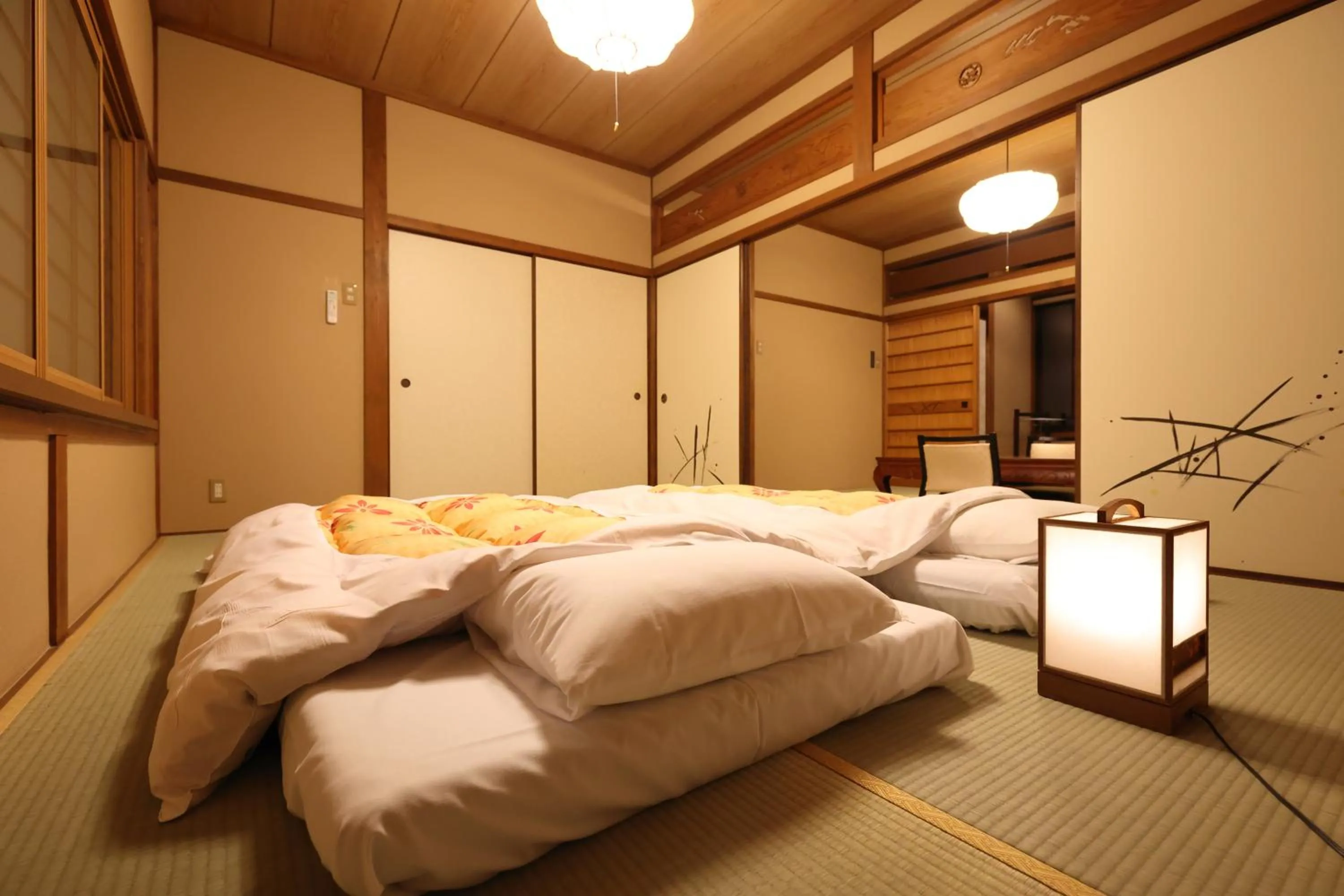 Bed in Kadojin