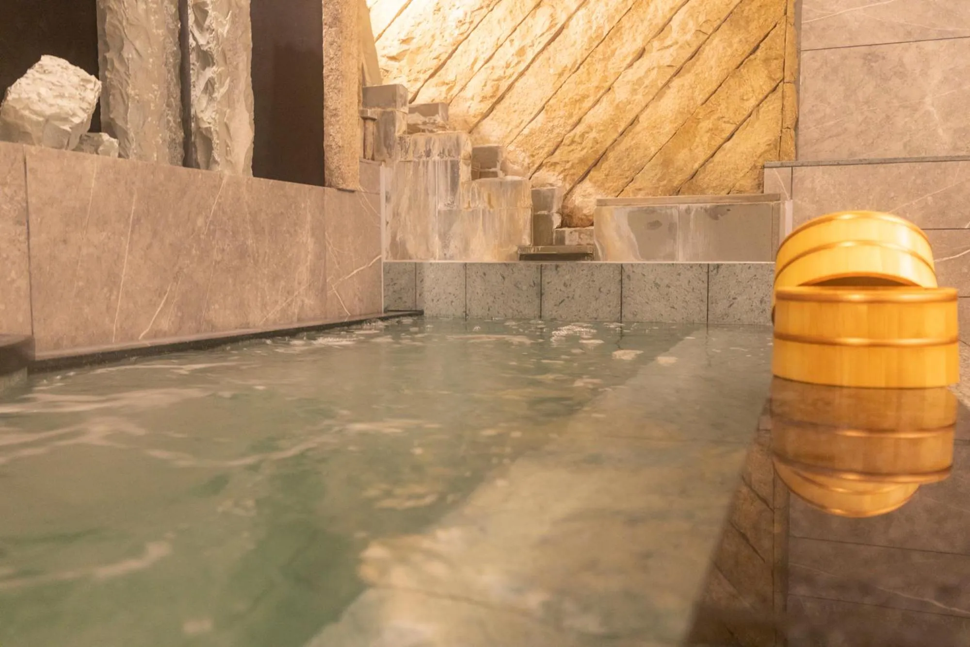 Public Bath in Kadojin