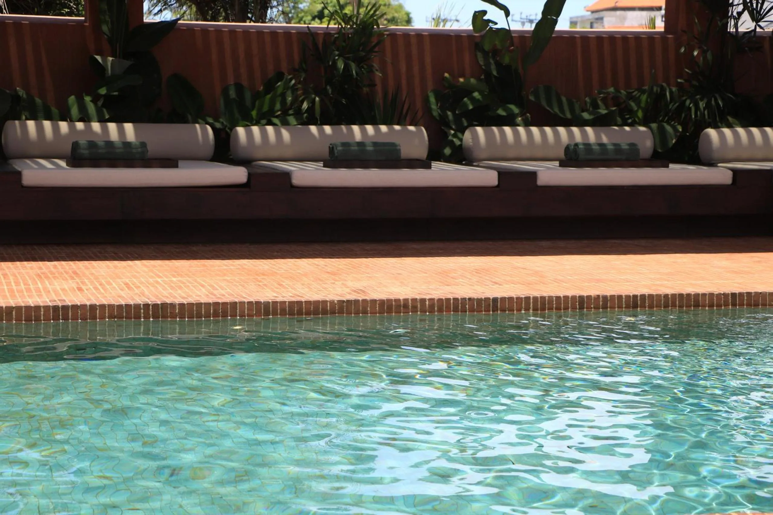 Swimming pool in Further Hotel