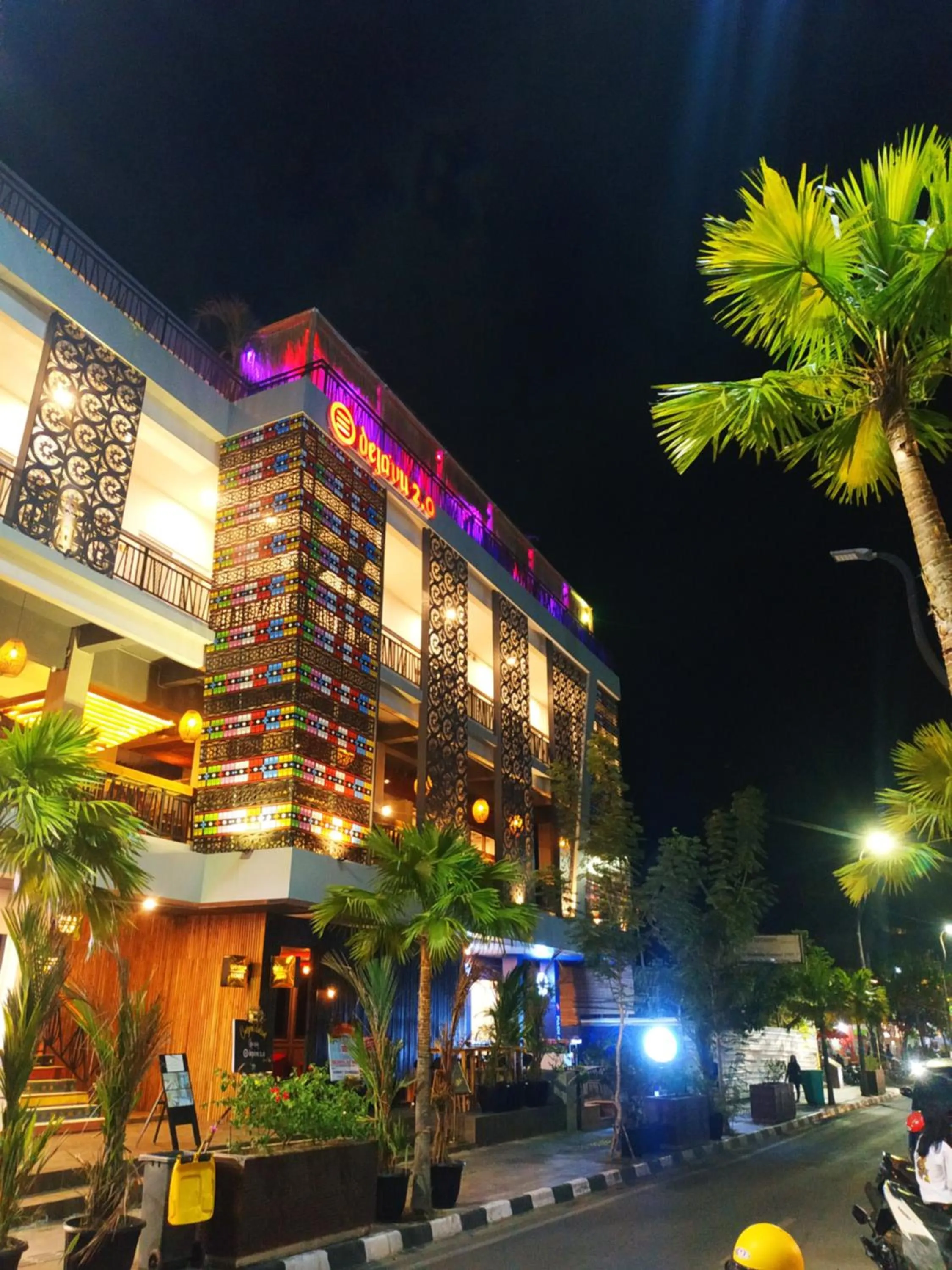 Property building in DEJAVU 2.0 HOTEL BAJO KOMODO