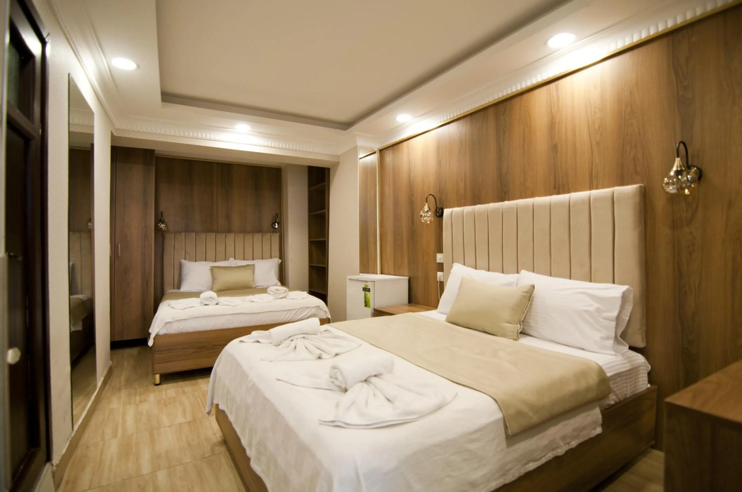 Shower, Bed in IMMORTELLE HOTEL