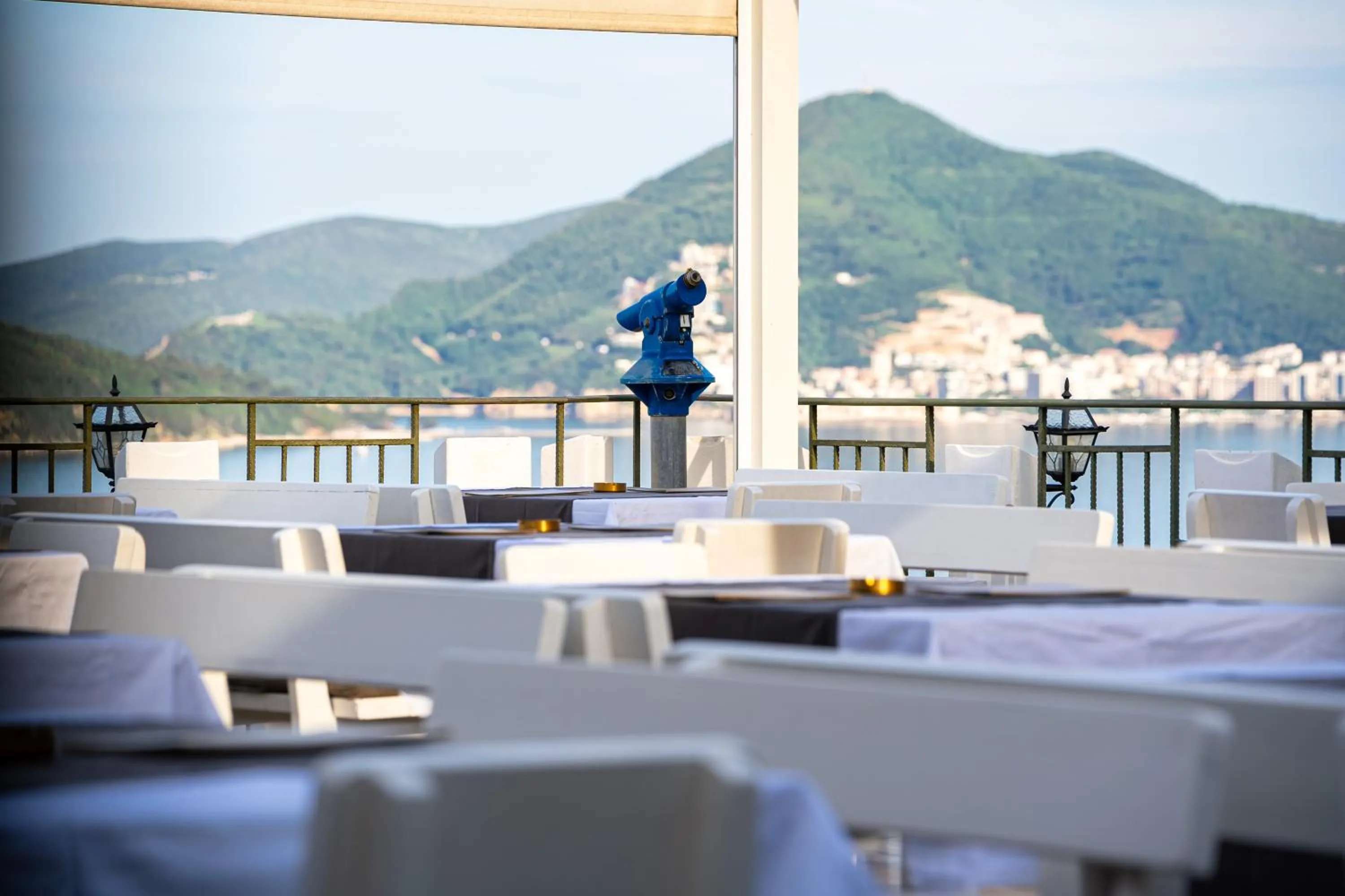 Restaurant/places to eat in Hotel Adrović