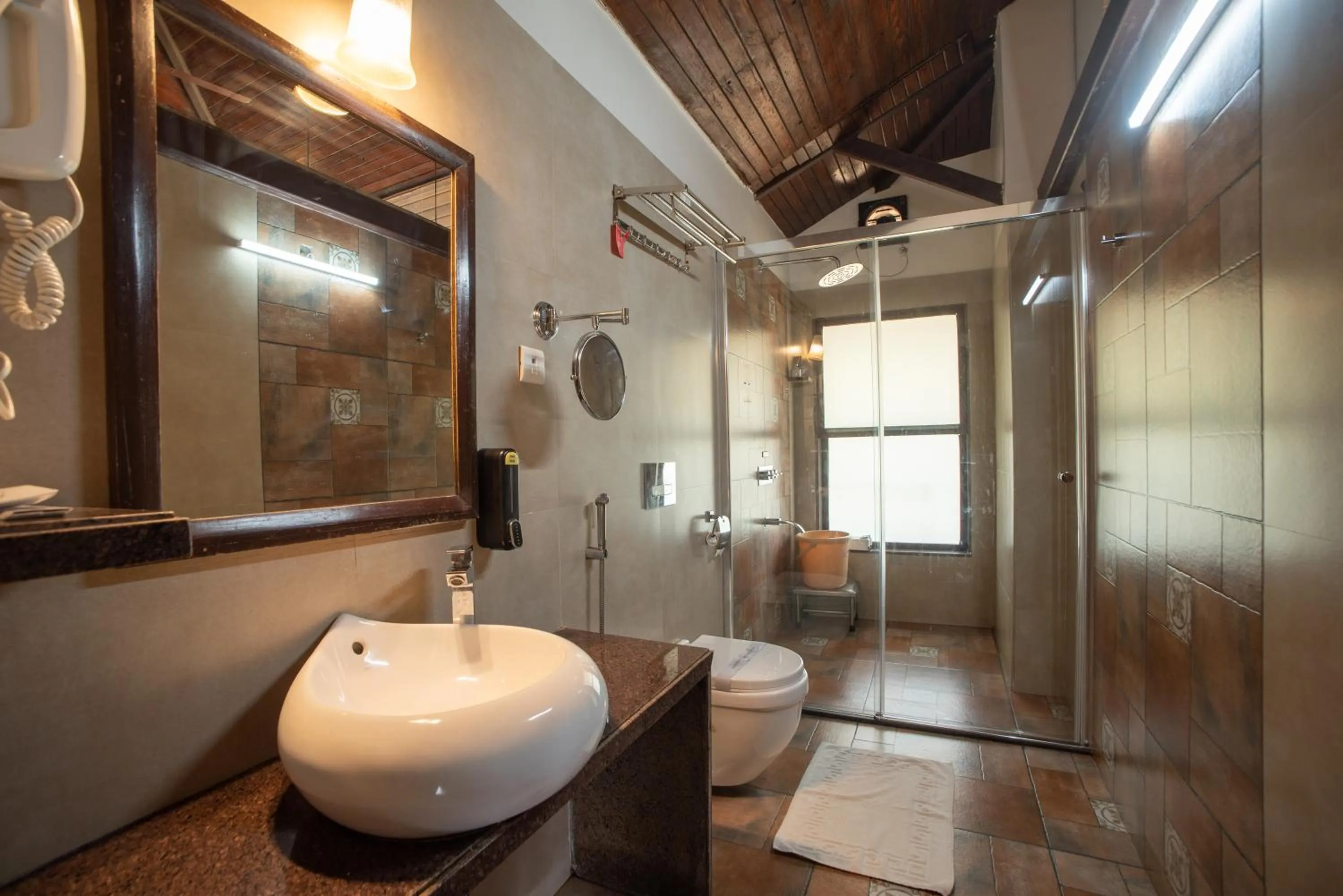 Shower in Malhar Machi Mountain Resorts