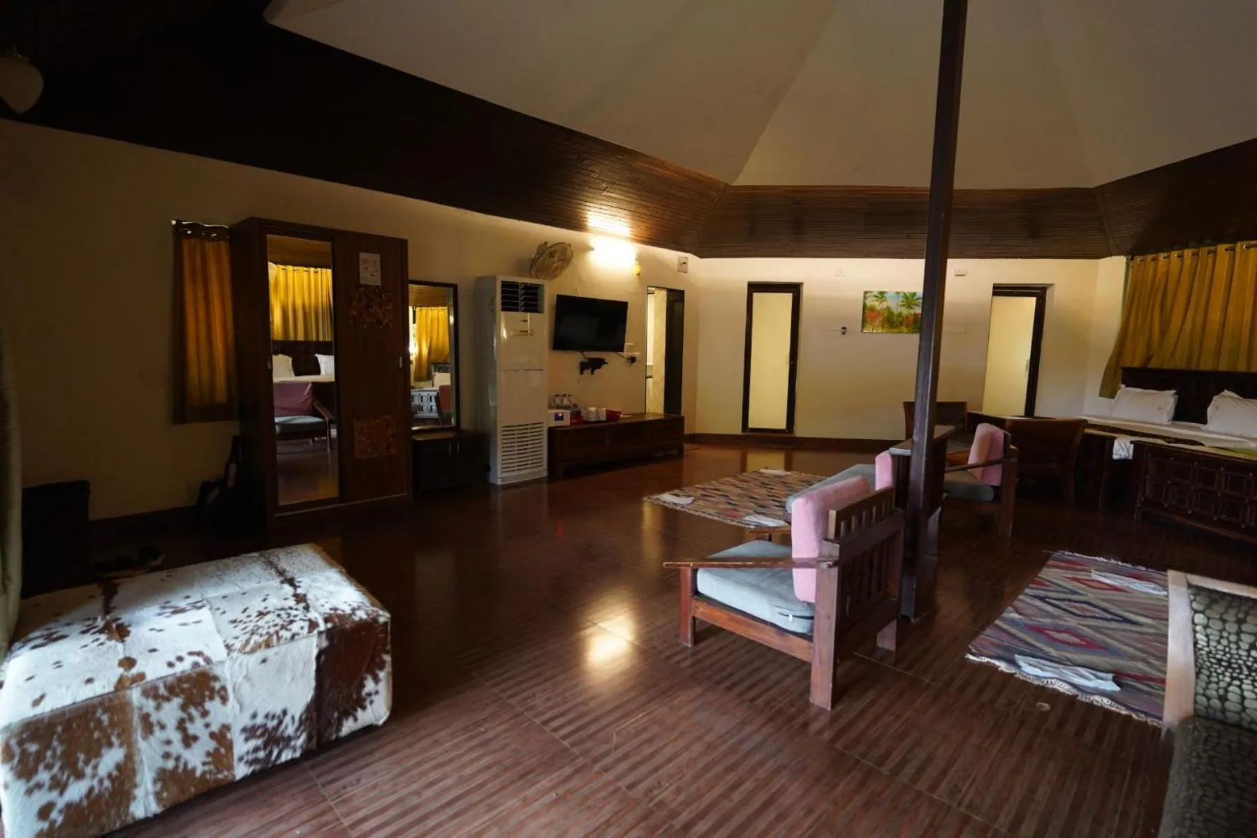 TV and multimedia in Malhar Machi Mountain Resorts