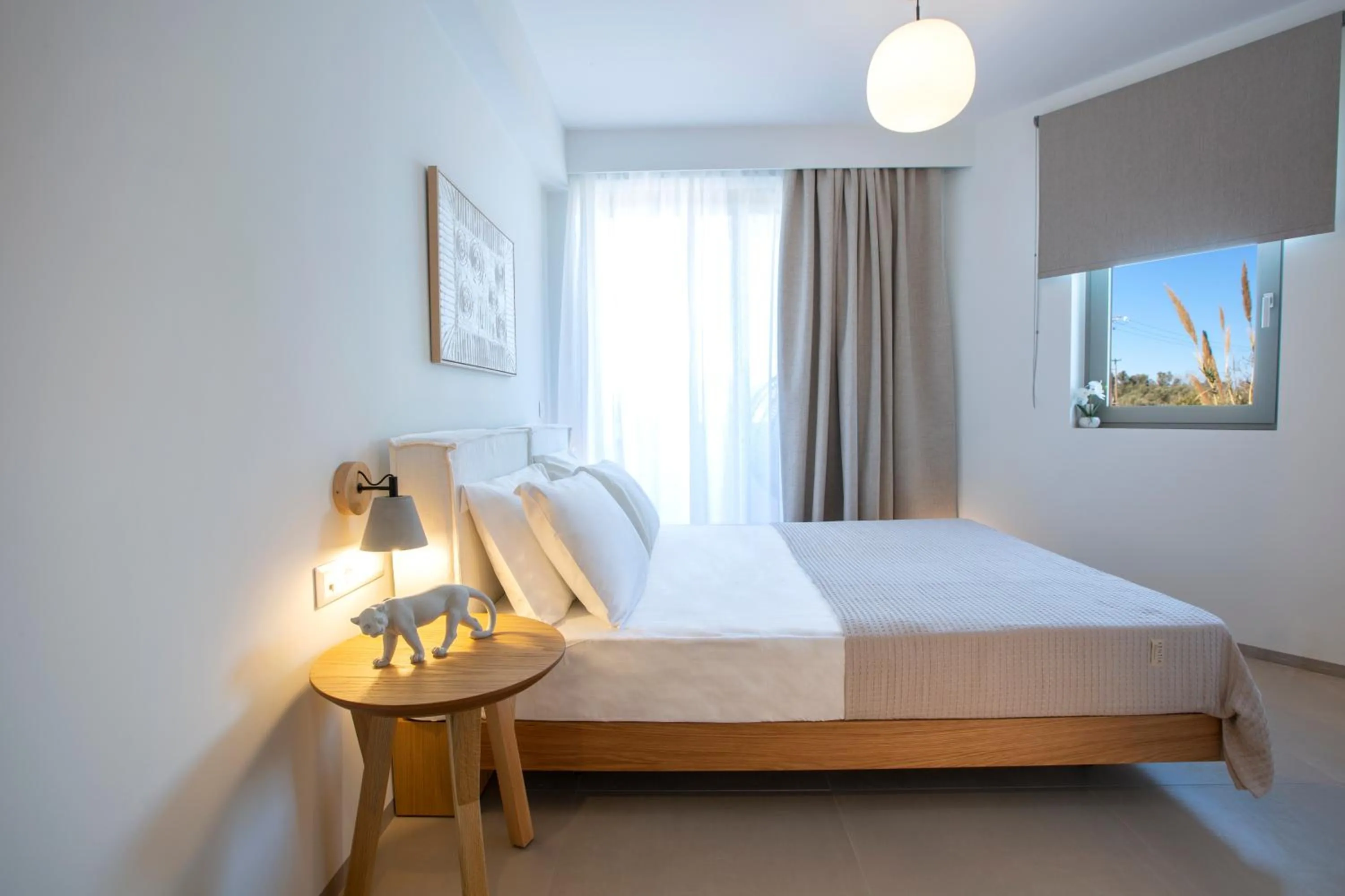 Bed in Lirides suites