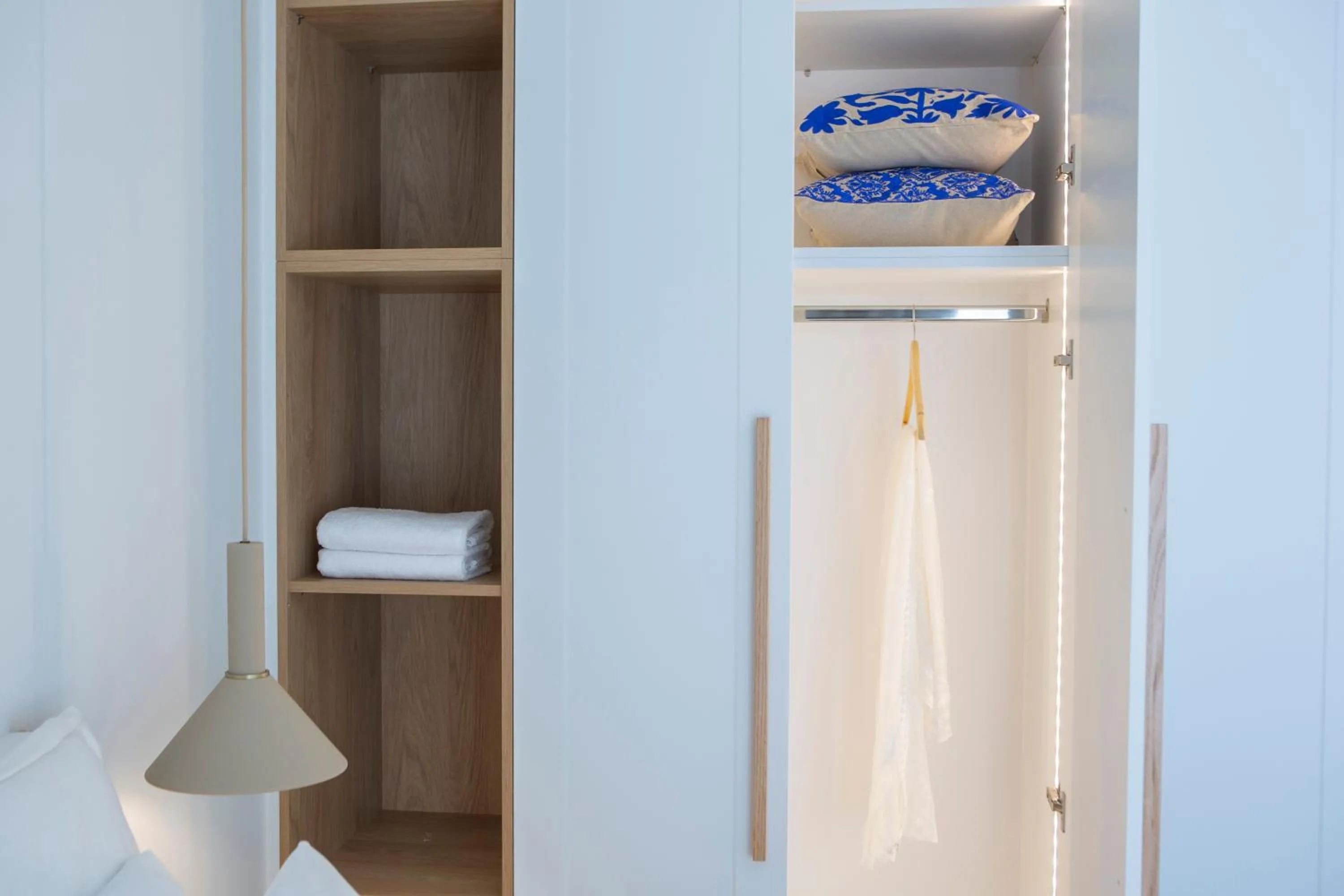 Lirides suites