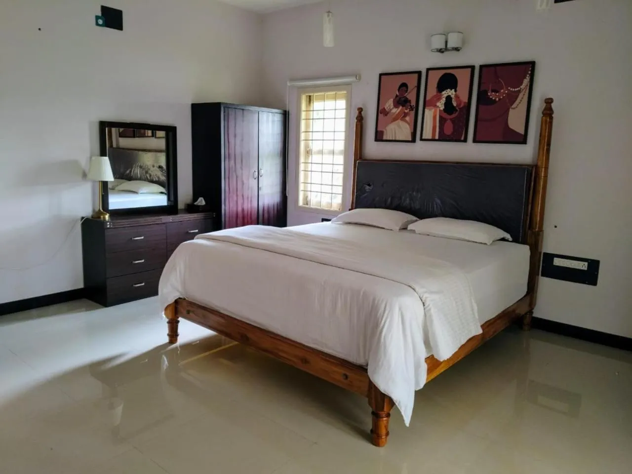 Bedroom, Bed in Yercaud Bungalow Stay