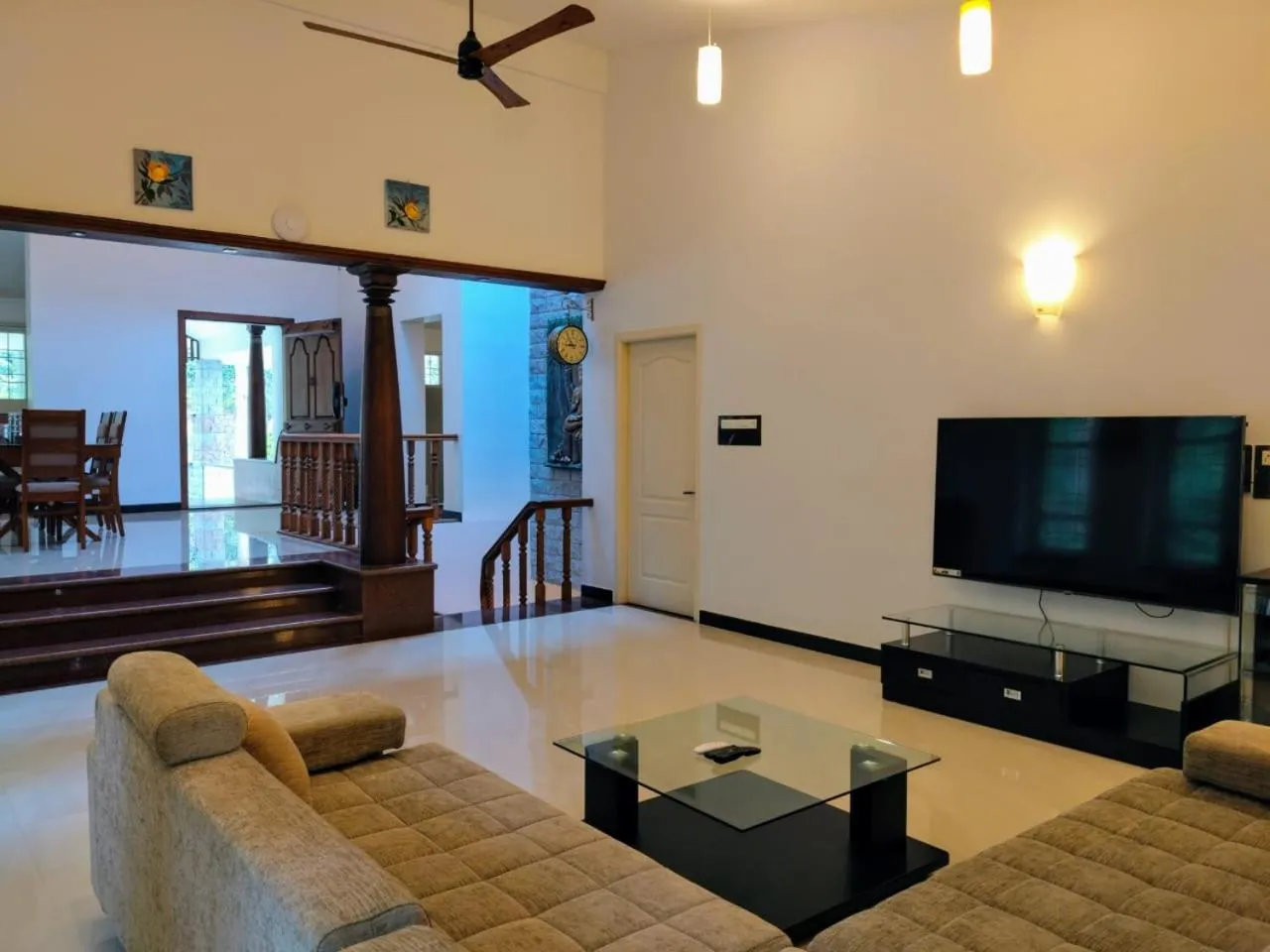 Evening entertainment in Yercaud Bungalow Stay