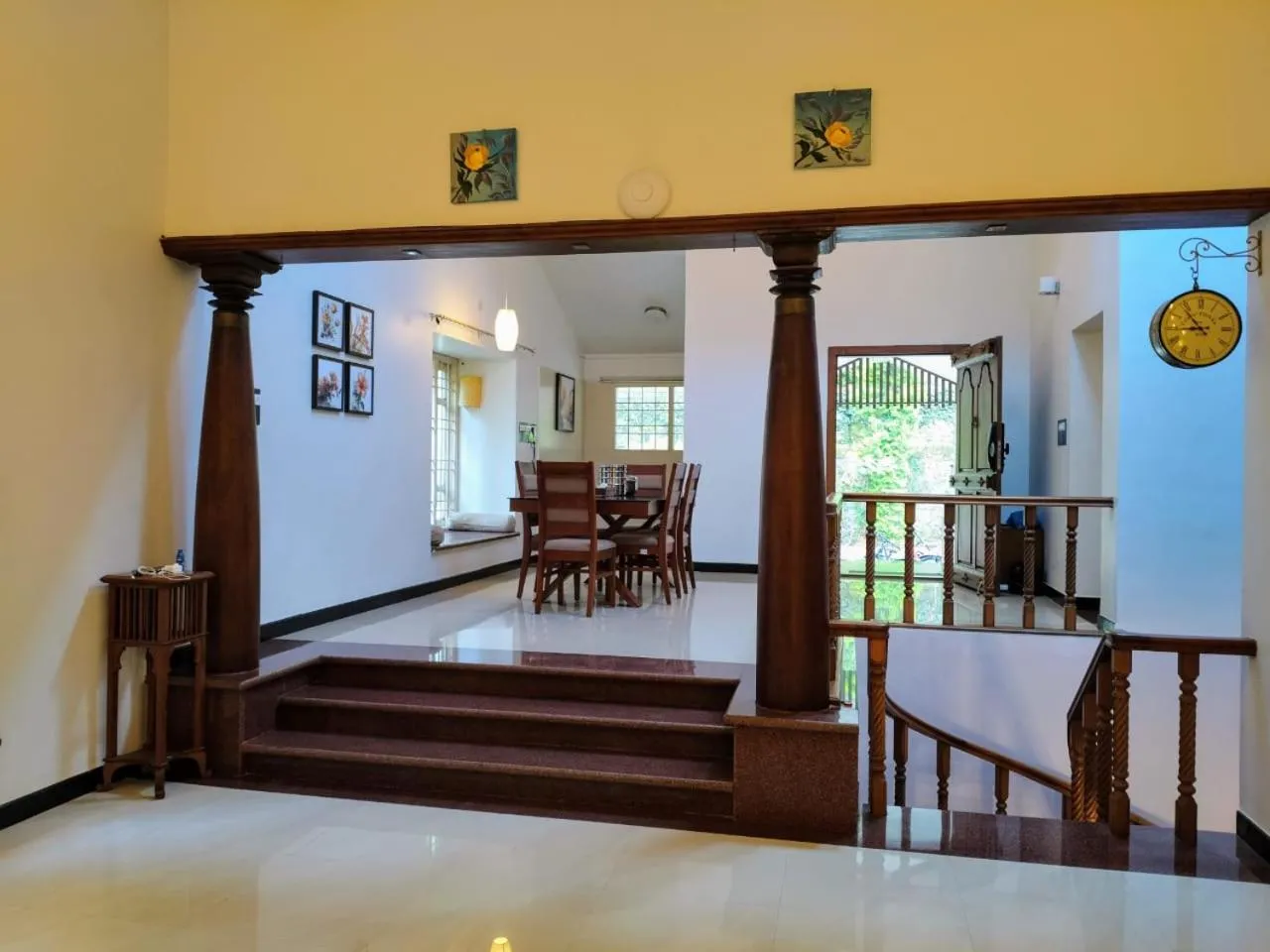 Dining area in Yercaud Bungalow Stay