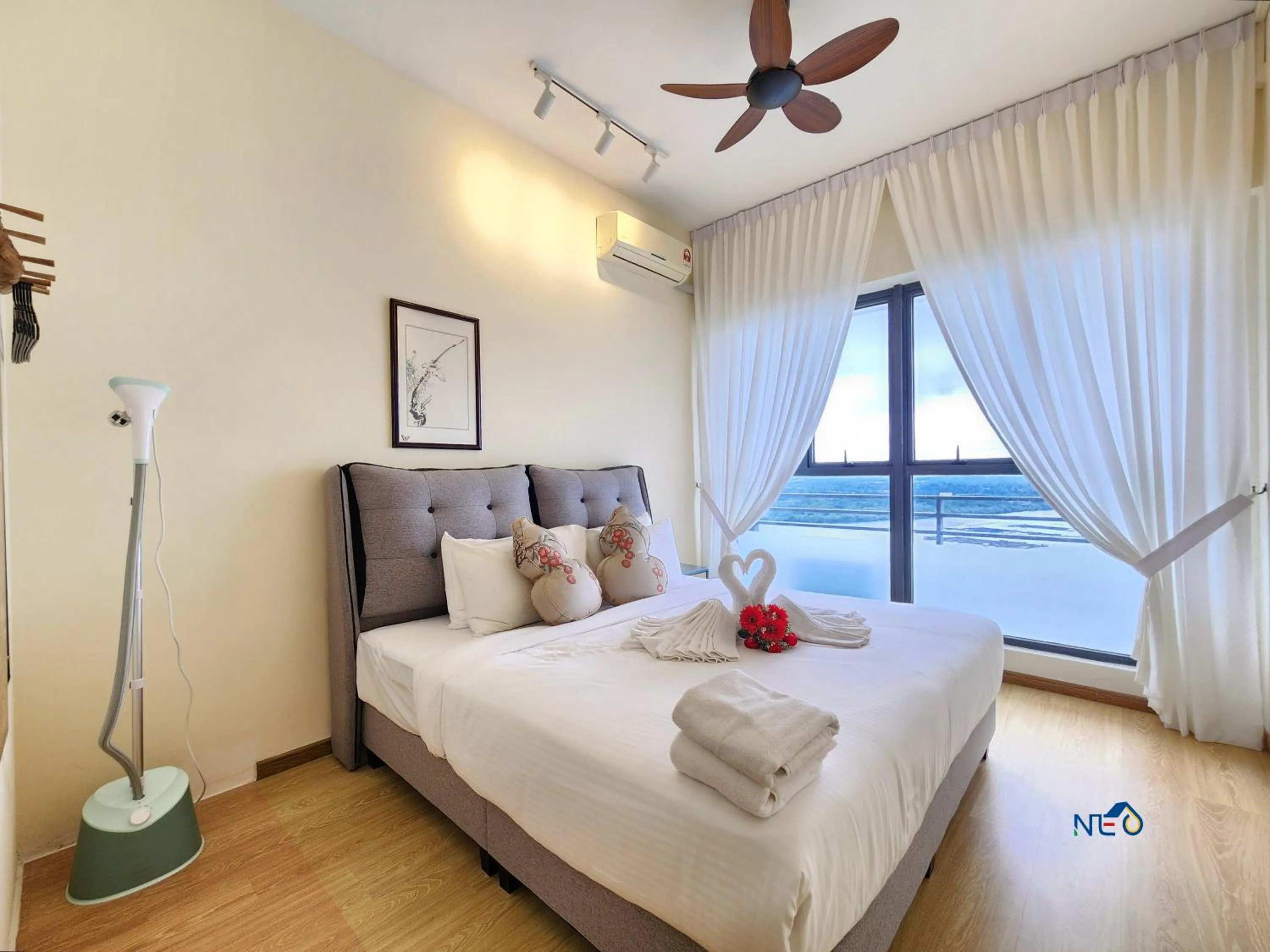 Bed in Country Garden Danga Bay InStyle Sea View Homestay Suite by NEO