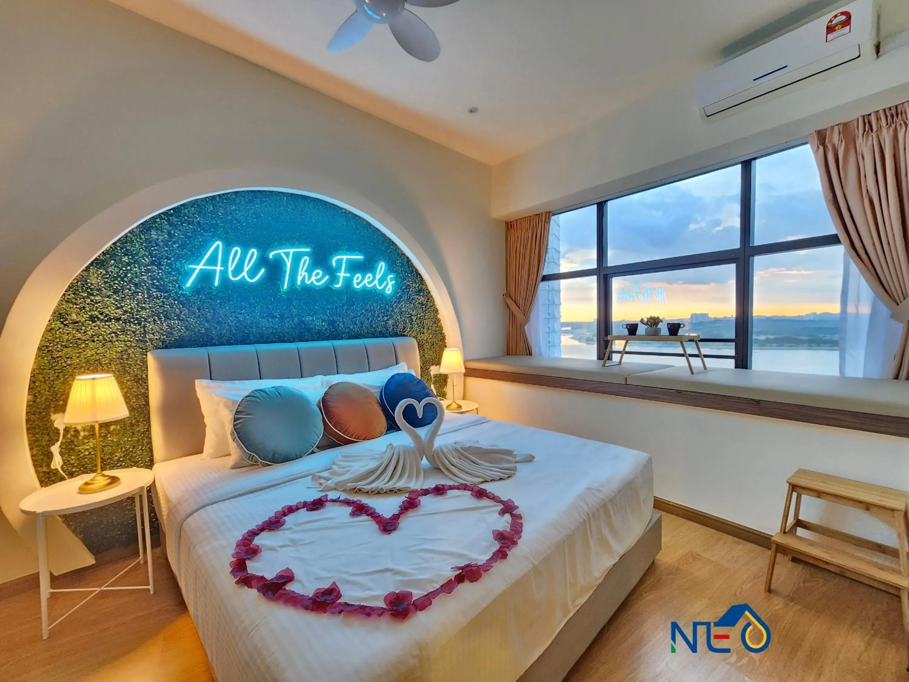 Bed in Country Garden Danga Bay InStyle Sea View Homestay Suite by NEO