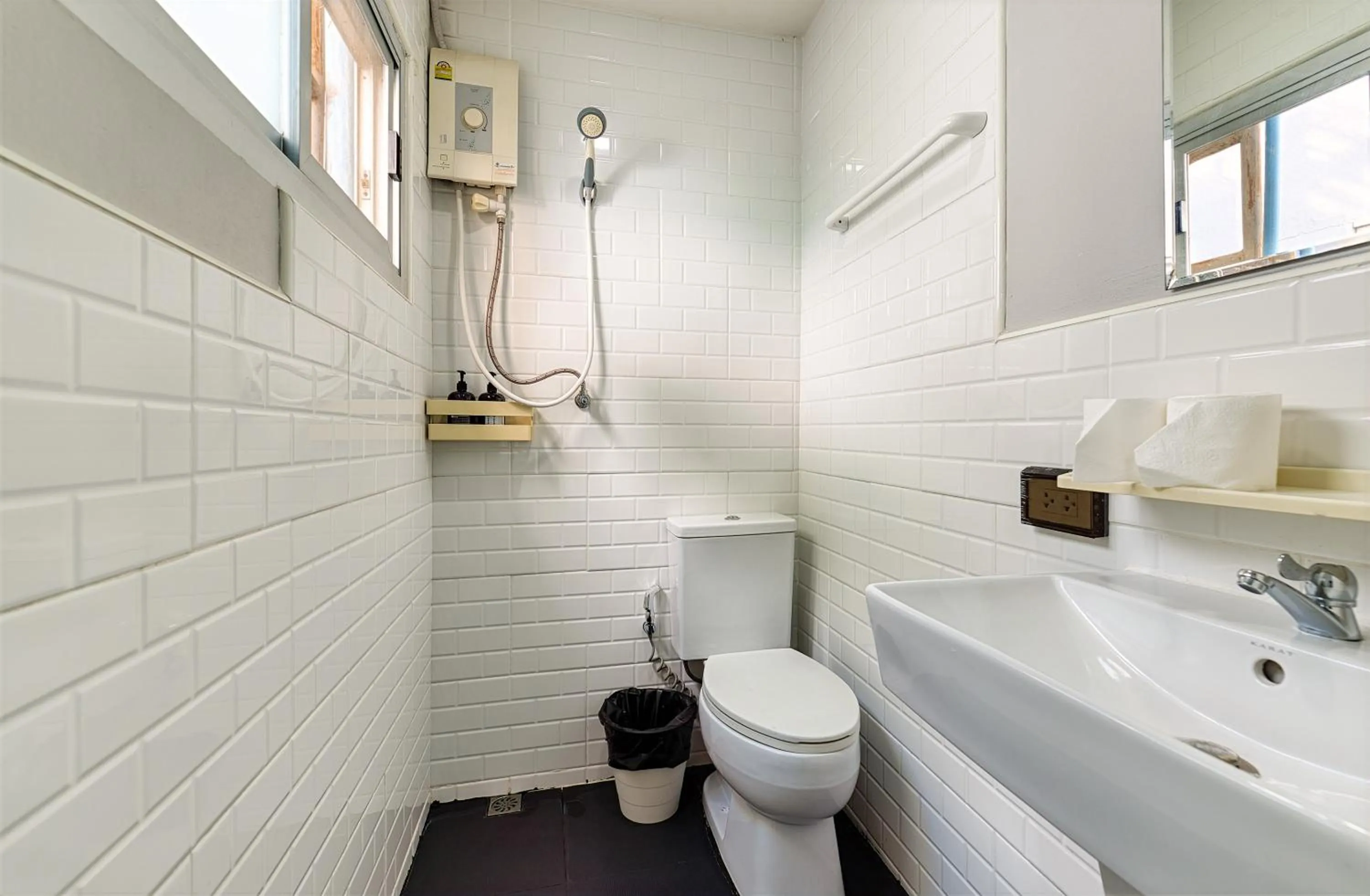 Bathroom in Bangkok Watergate Townhouse 曼谷中心水門家