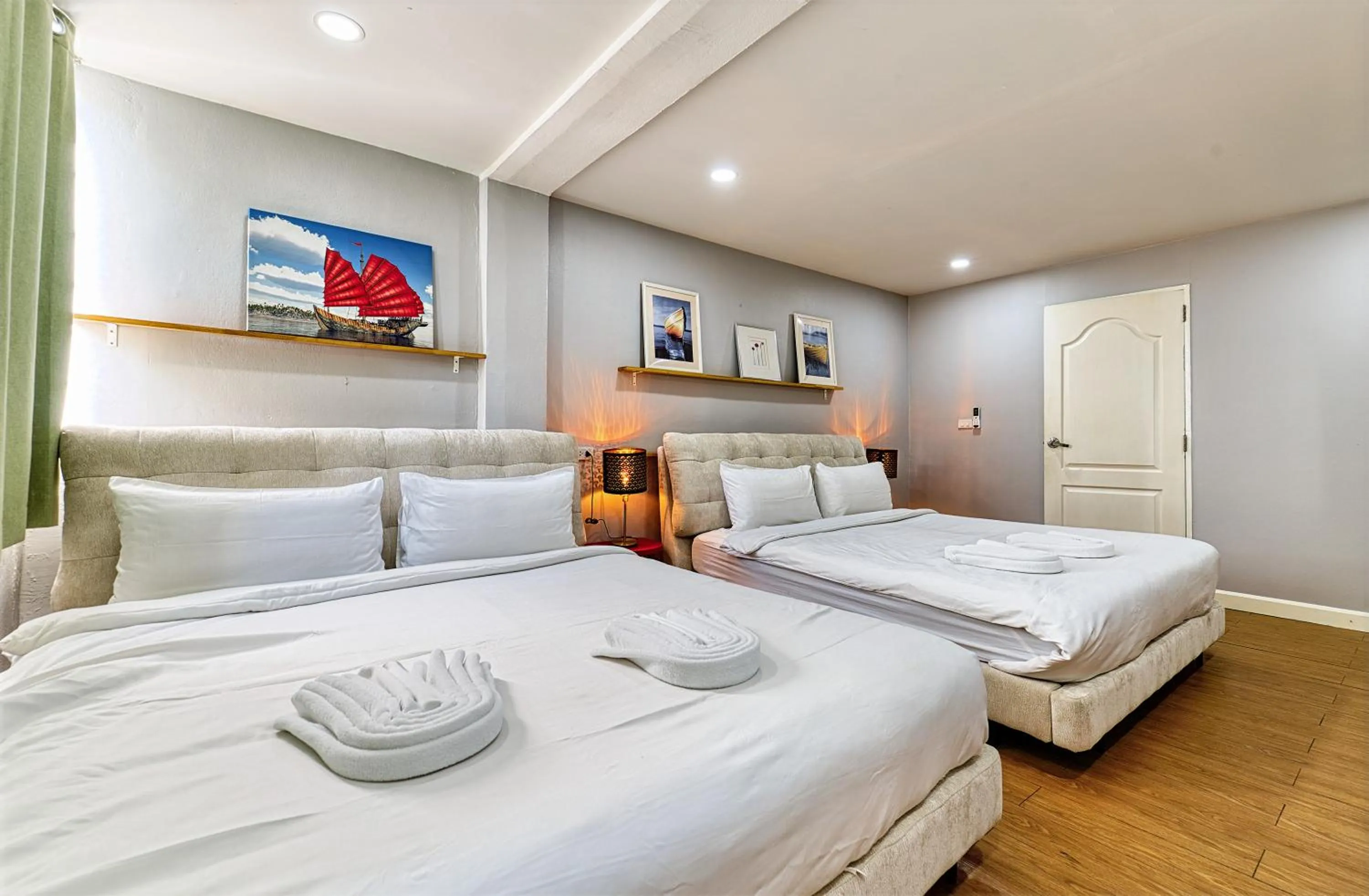 Bedroom, Bed in Bangkok Watergate Townhouse 曼谷中心水門家