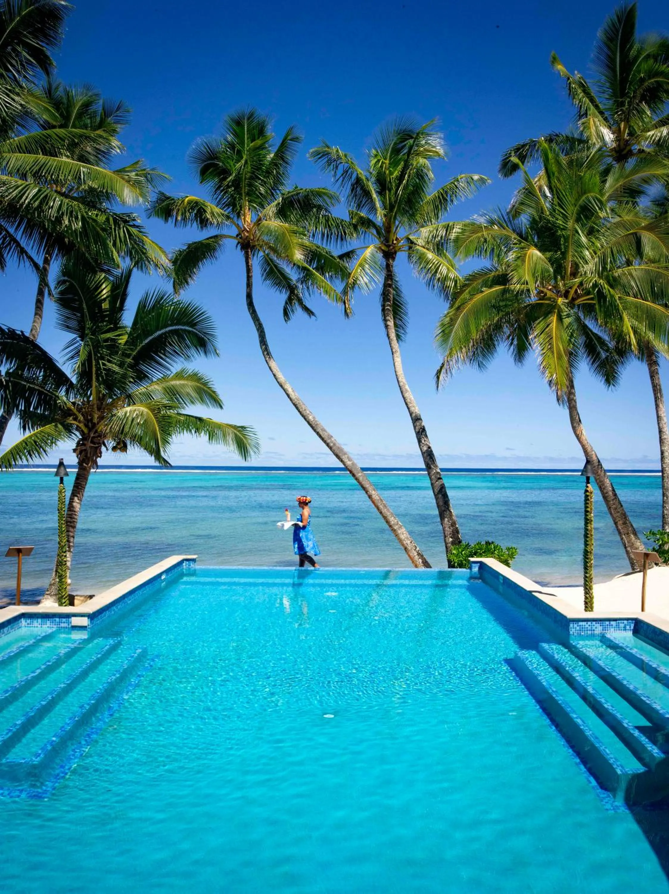 Swimming pool in Little Polynesian Resort