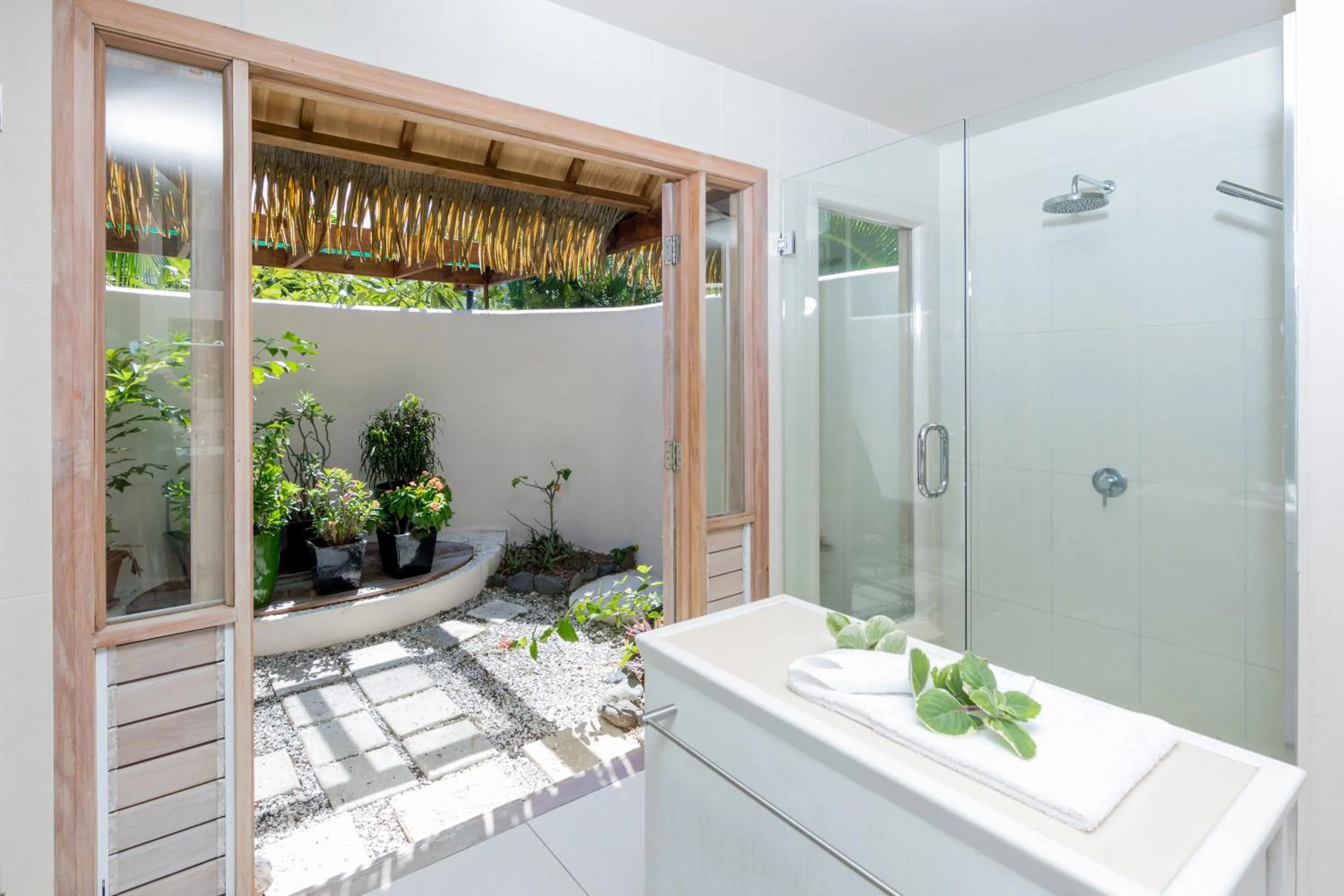 Bathroom in Little Polynesian Resort