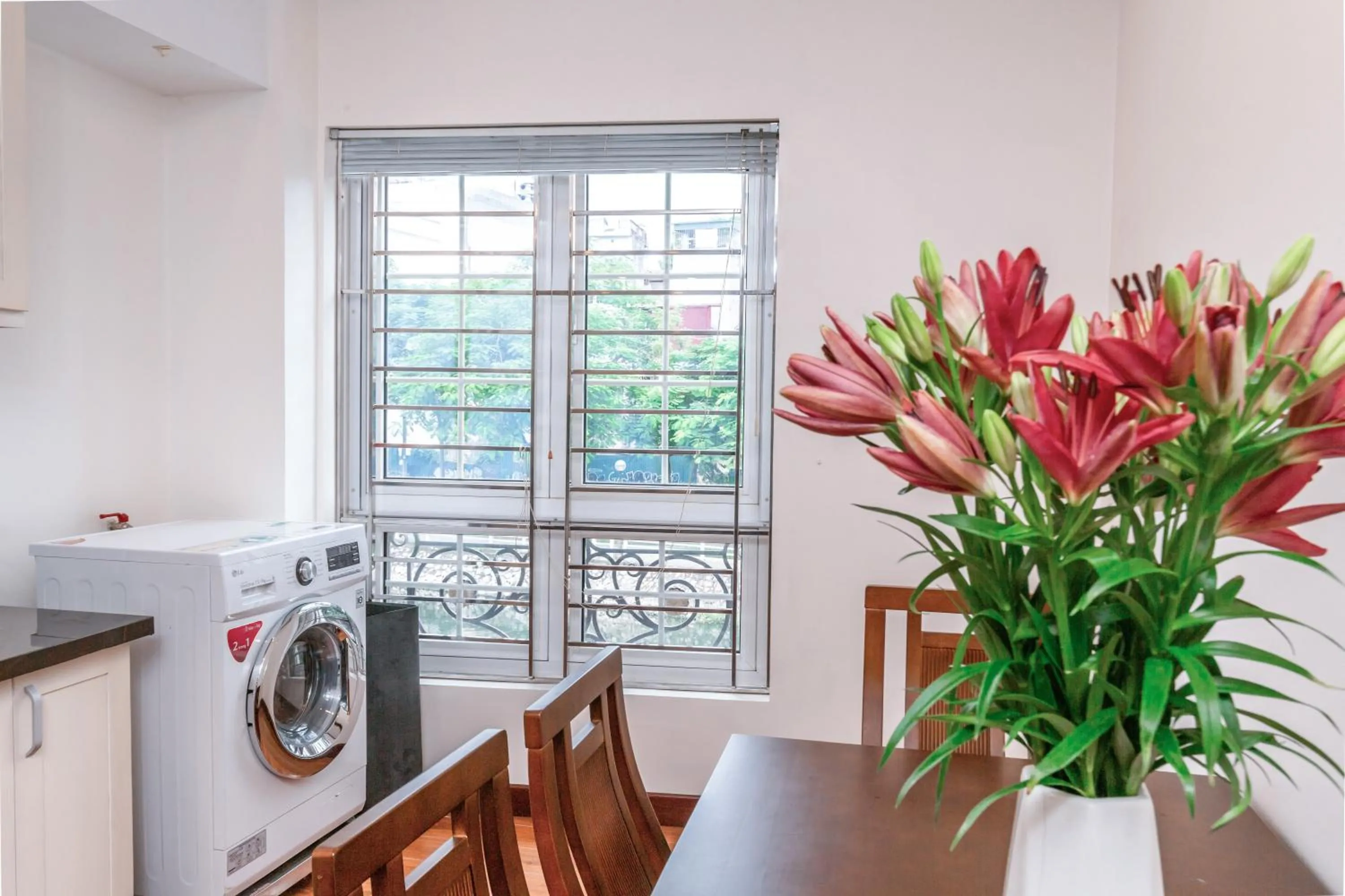 NINE HOUSING Truc Bach