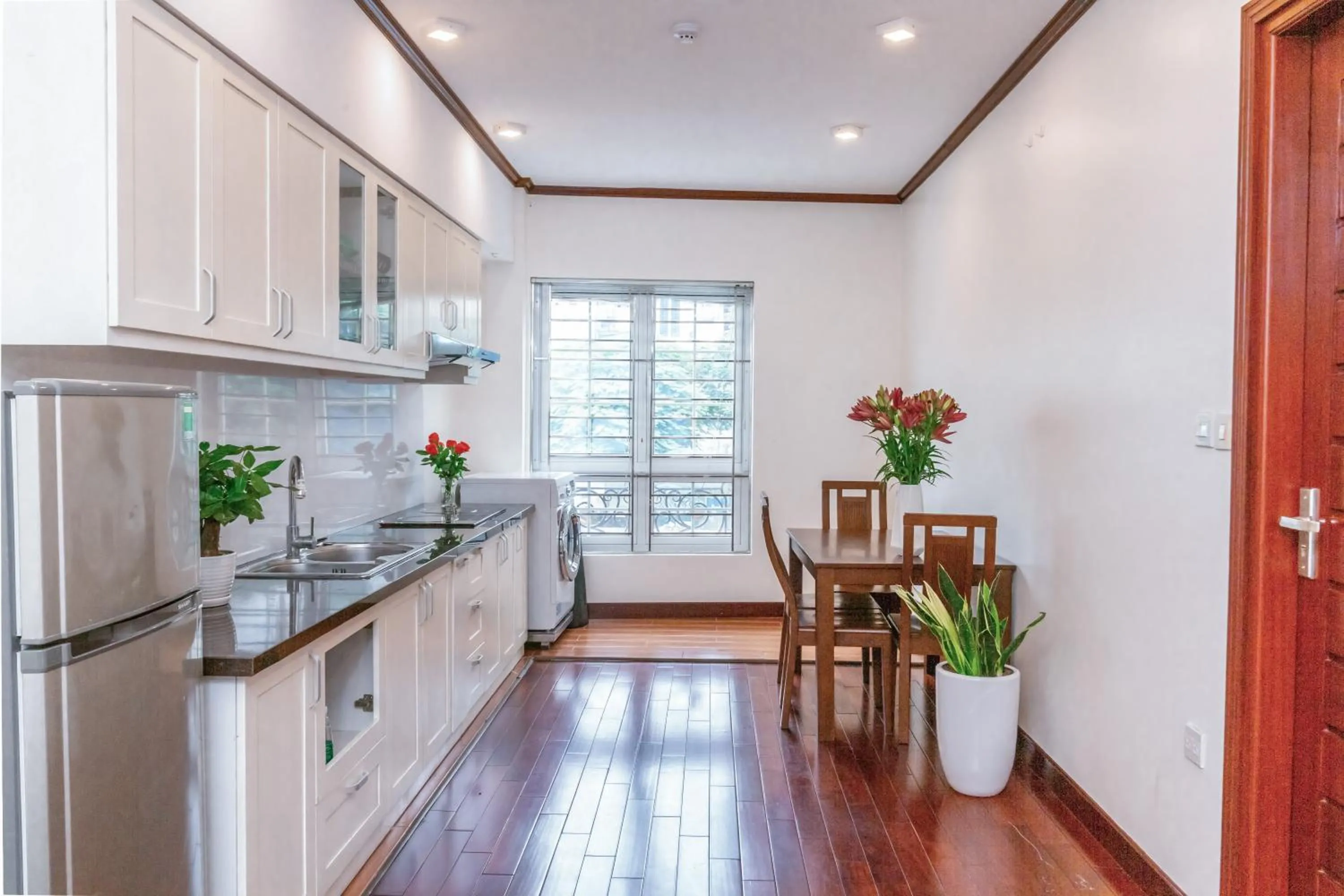 NINE HOUSING Truc Bach