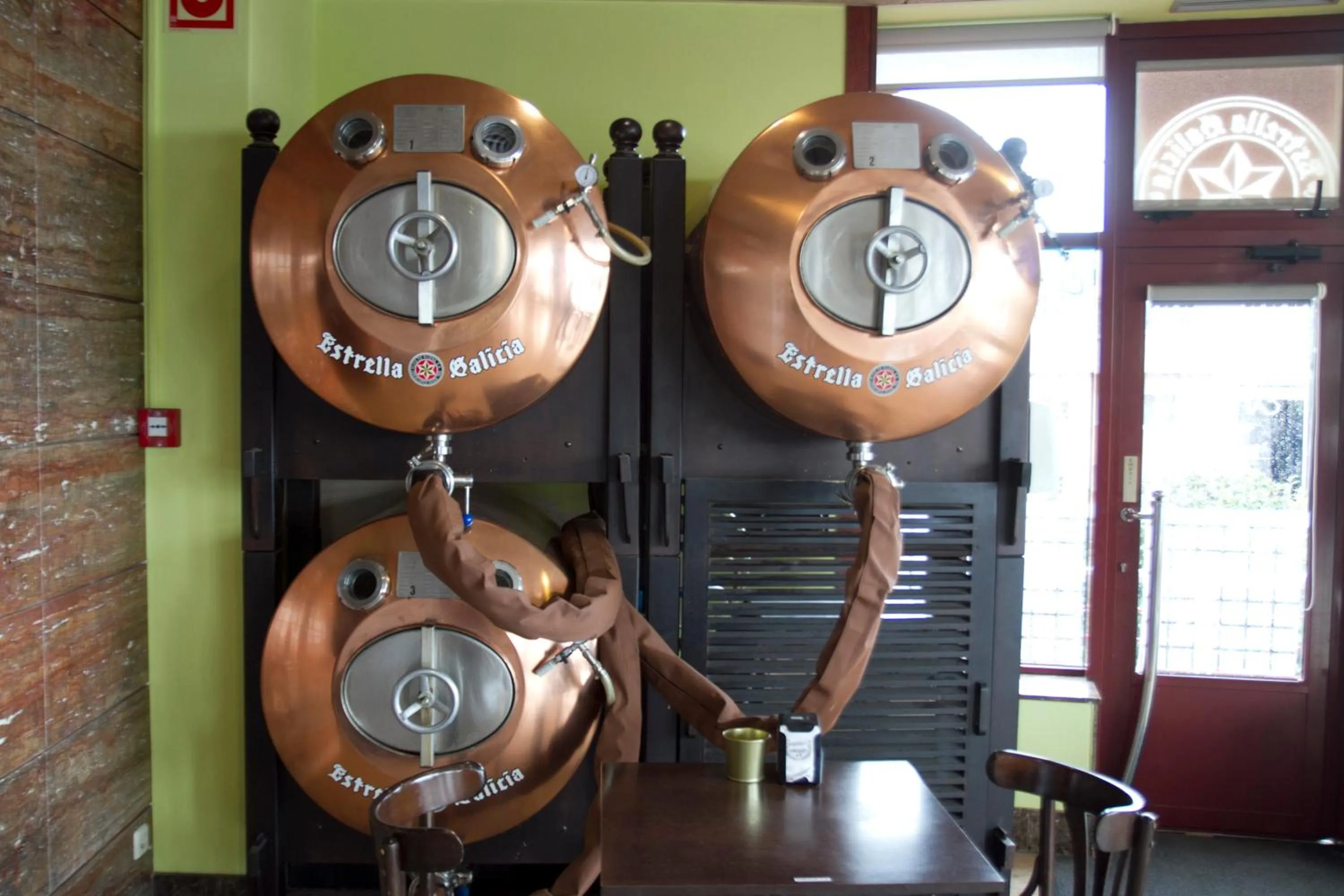 Restaurant/places to eat in Hotel Torques