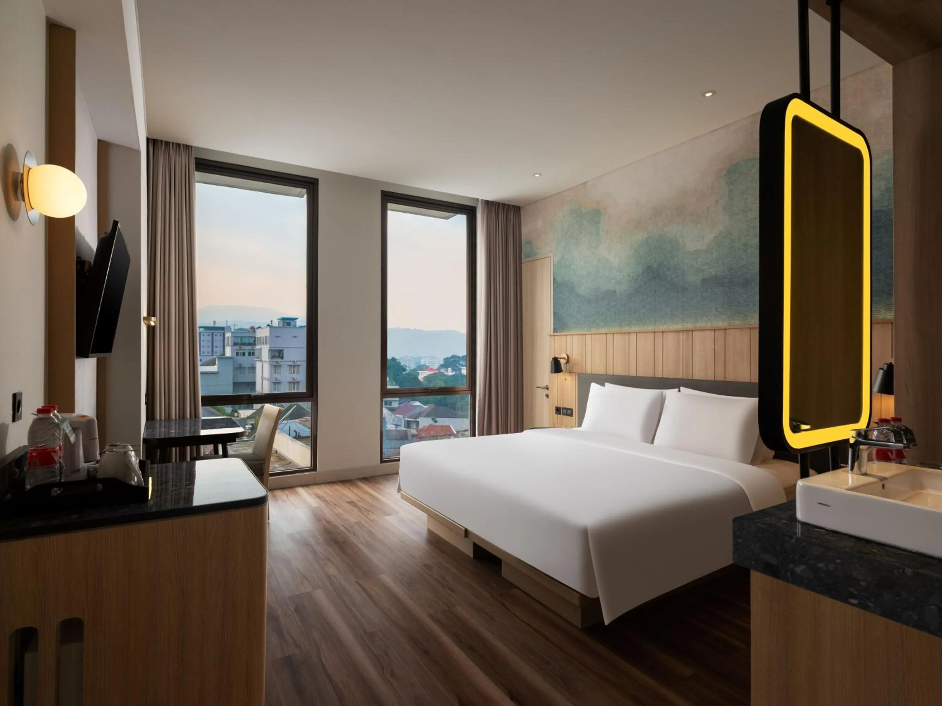 Bedroom, Bed in Hotel Santika PasirKaliki