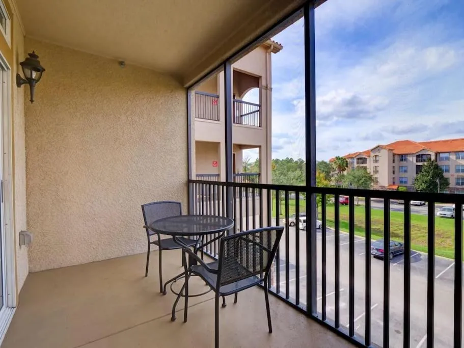 Poolside condo at Tuscana Resort with Hot Tub