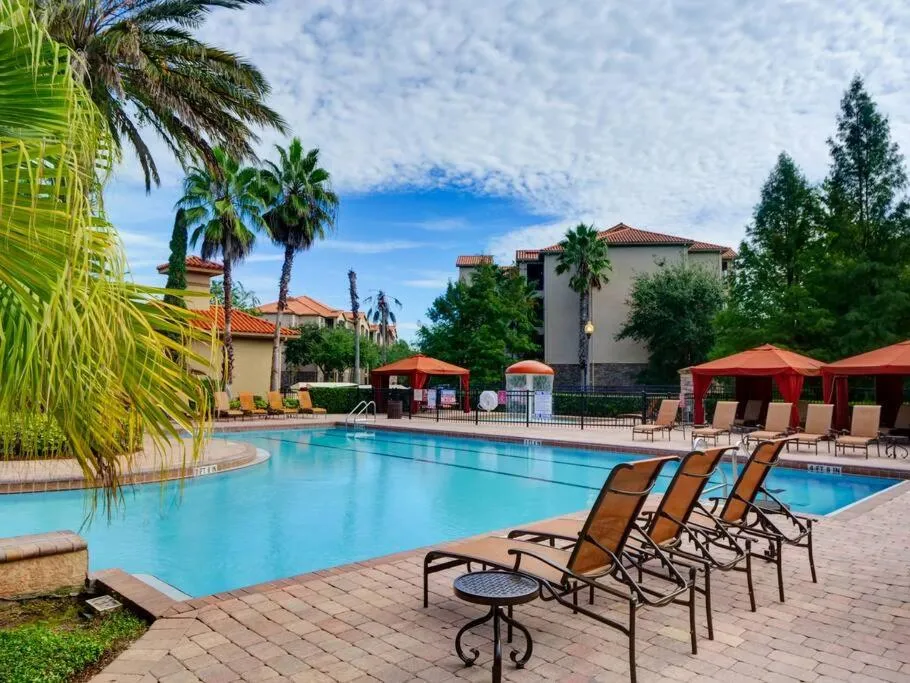 Poolside condo at Tuscana Resort with Hot Tub