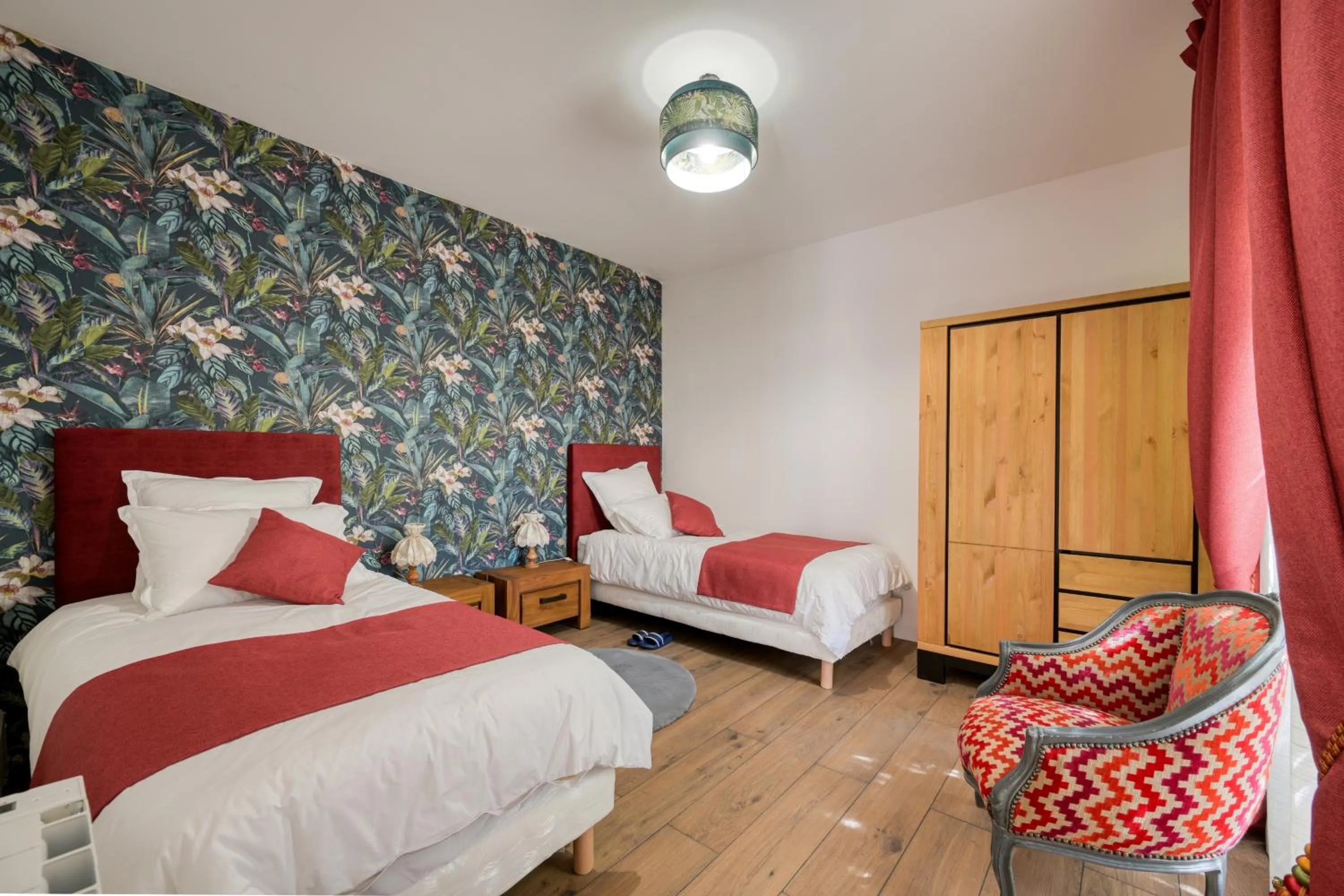 Bed in Le Petit Château de Barbizon au Bois du Mée